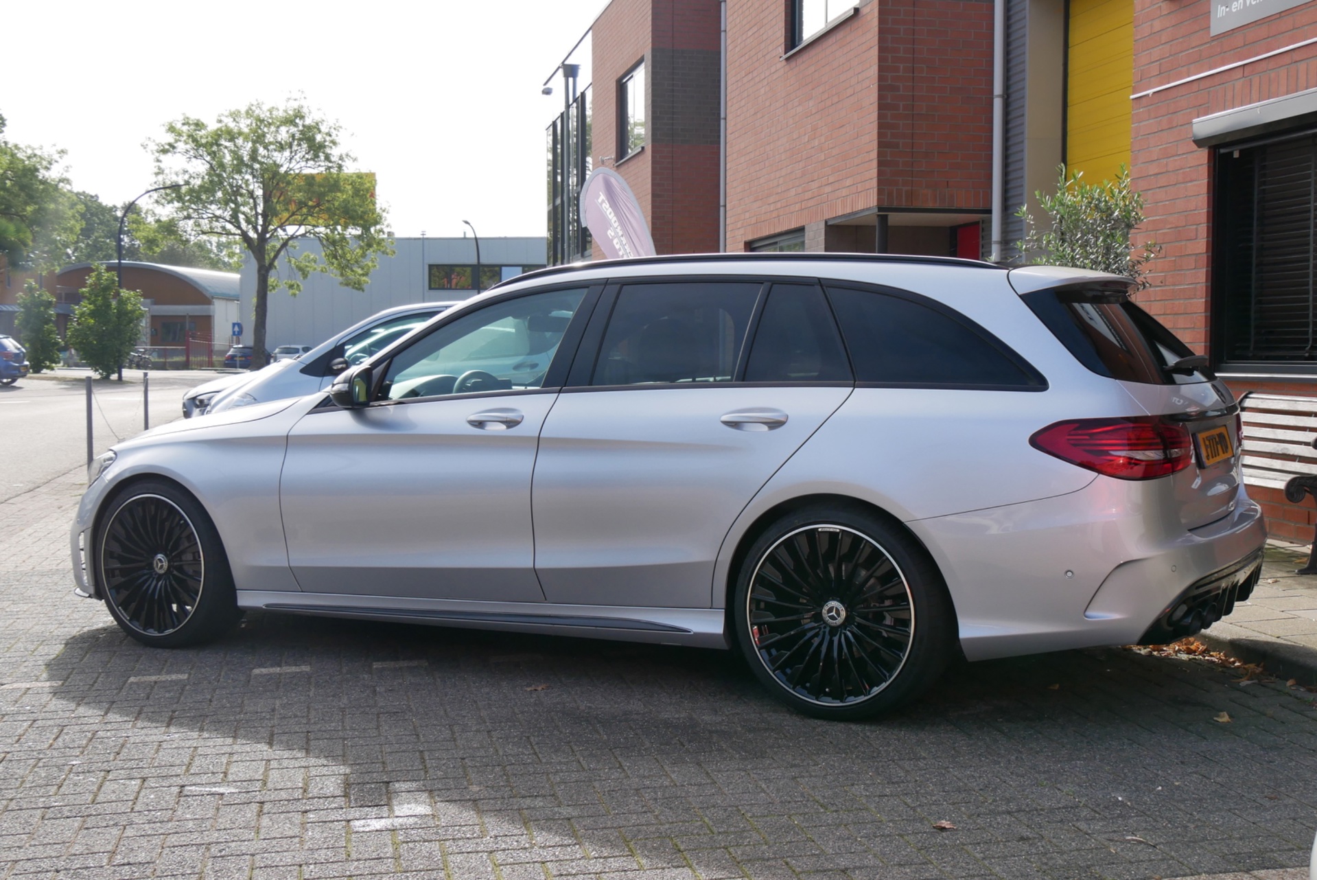 Foto van Mercedes-Benz C 200
