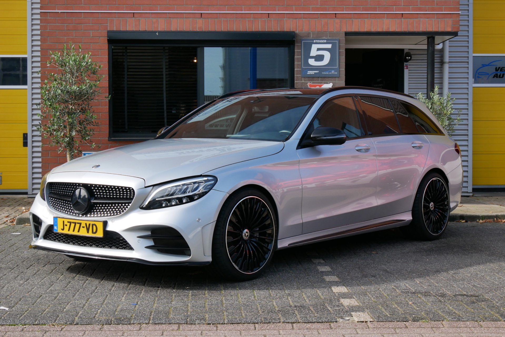 Foto van Mercedes-Benz C 200