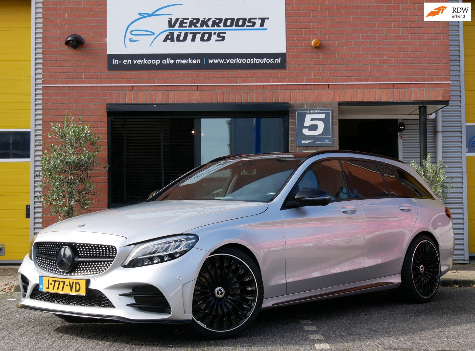 Mercedes-Benz C 200 200 Business Solution AMG. camera. stoelverwarming. leder 2019 - voorkant