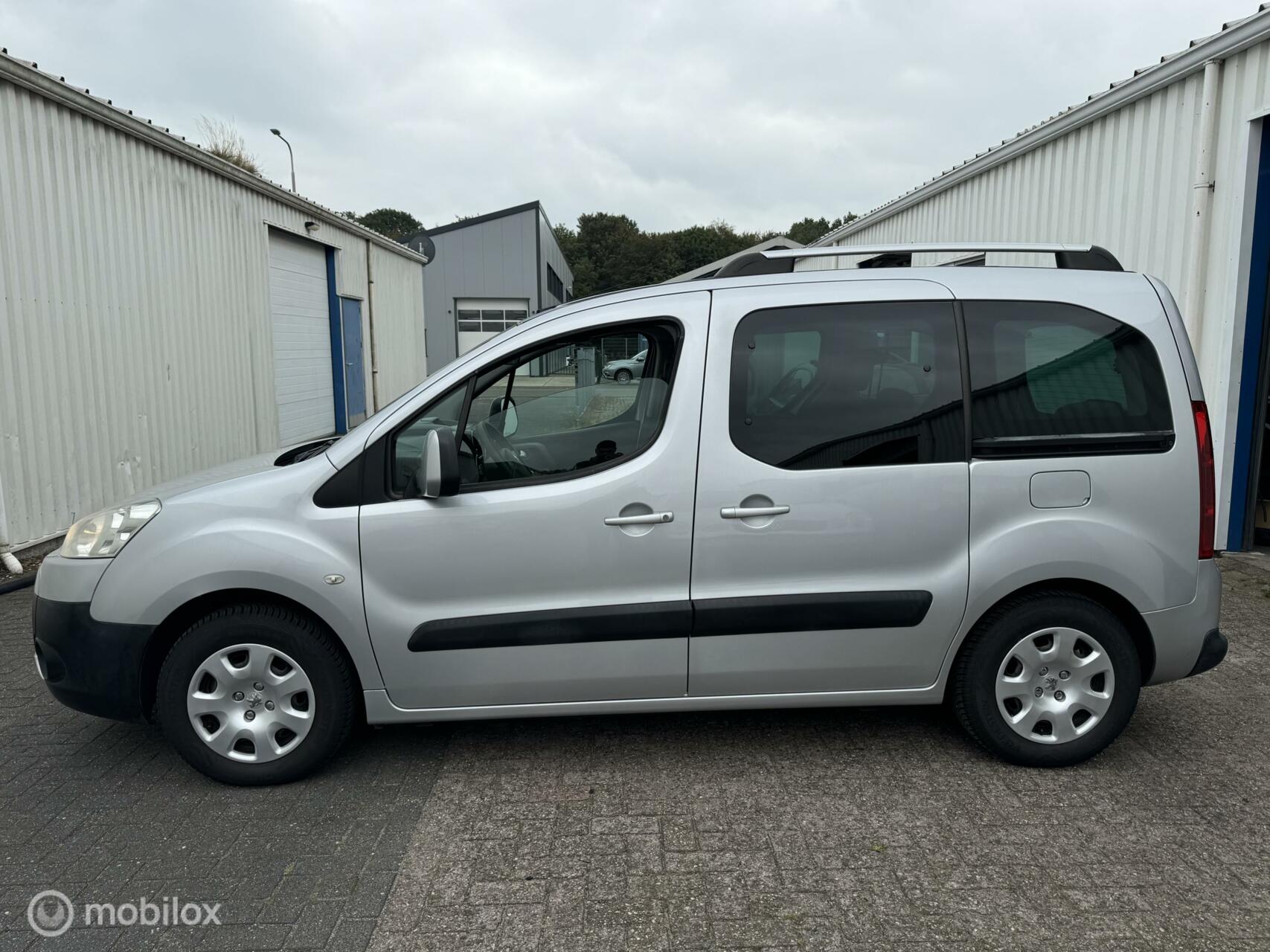 Foto van Peugeot Partner Tepee