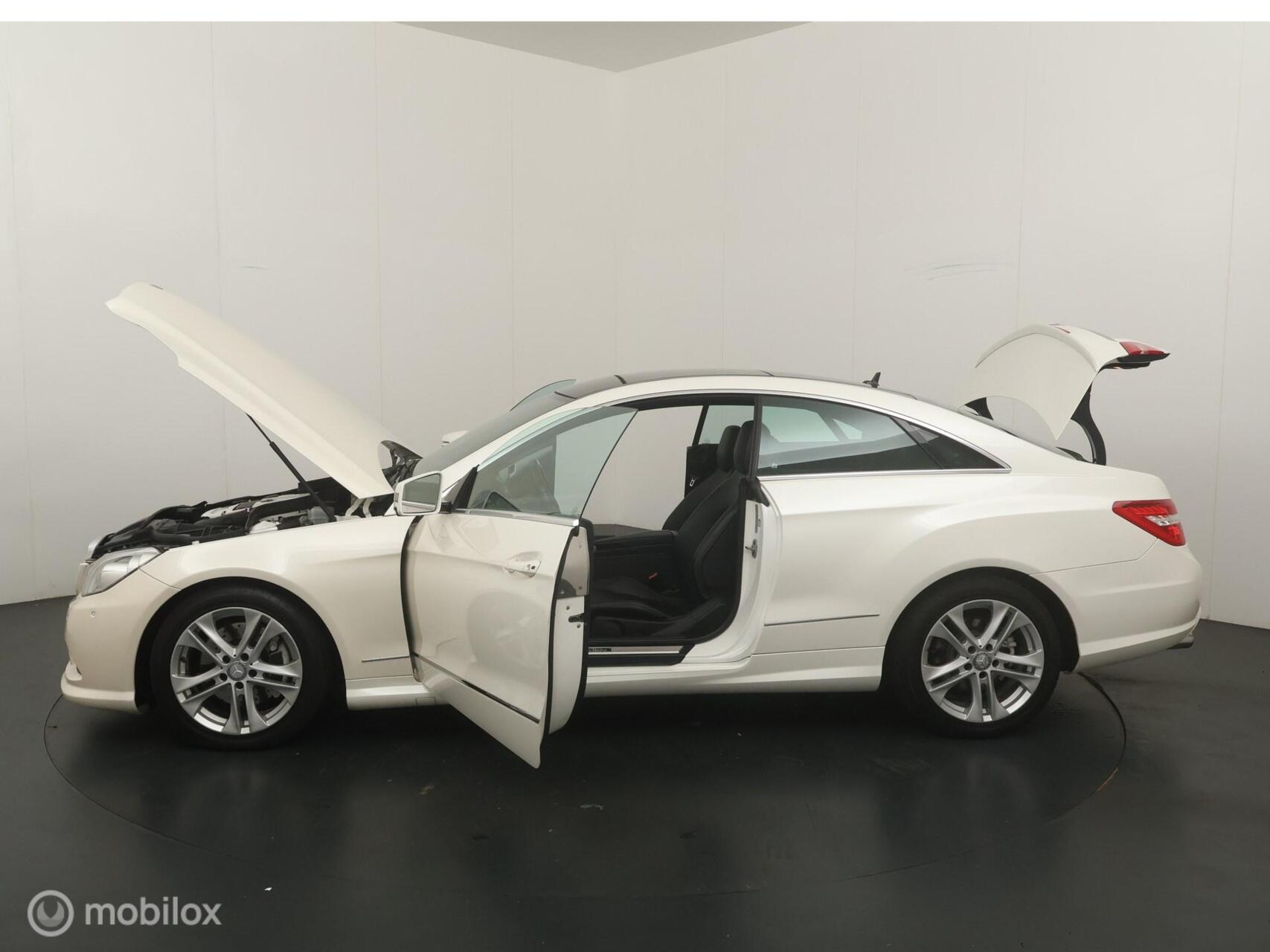 Foto van Mercedes-Benz E 200 Cgi