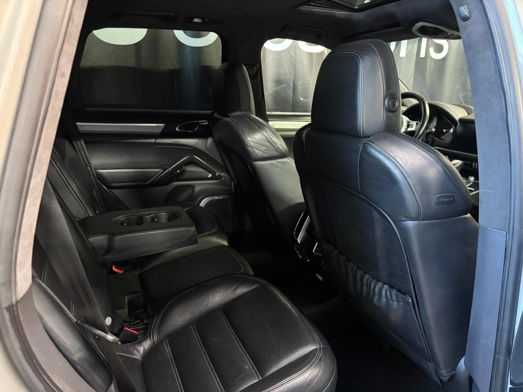 Foto van Porsche Cayenne Turbo