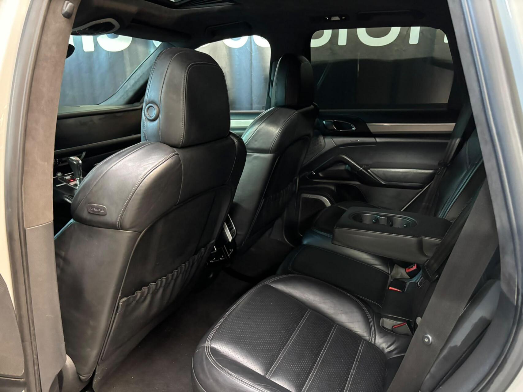 Foto van Porsche Cayenne Turbo