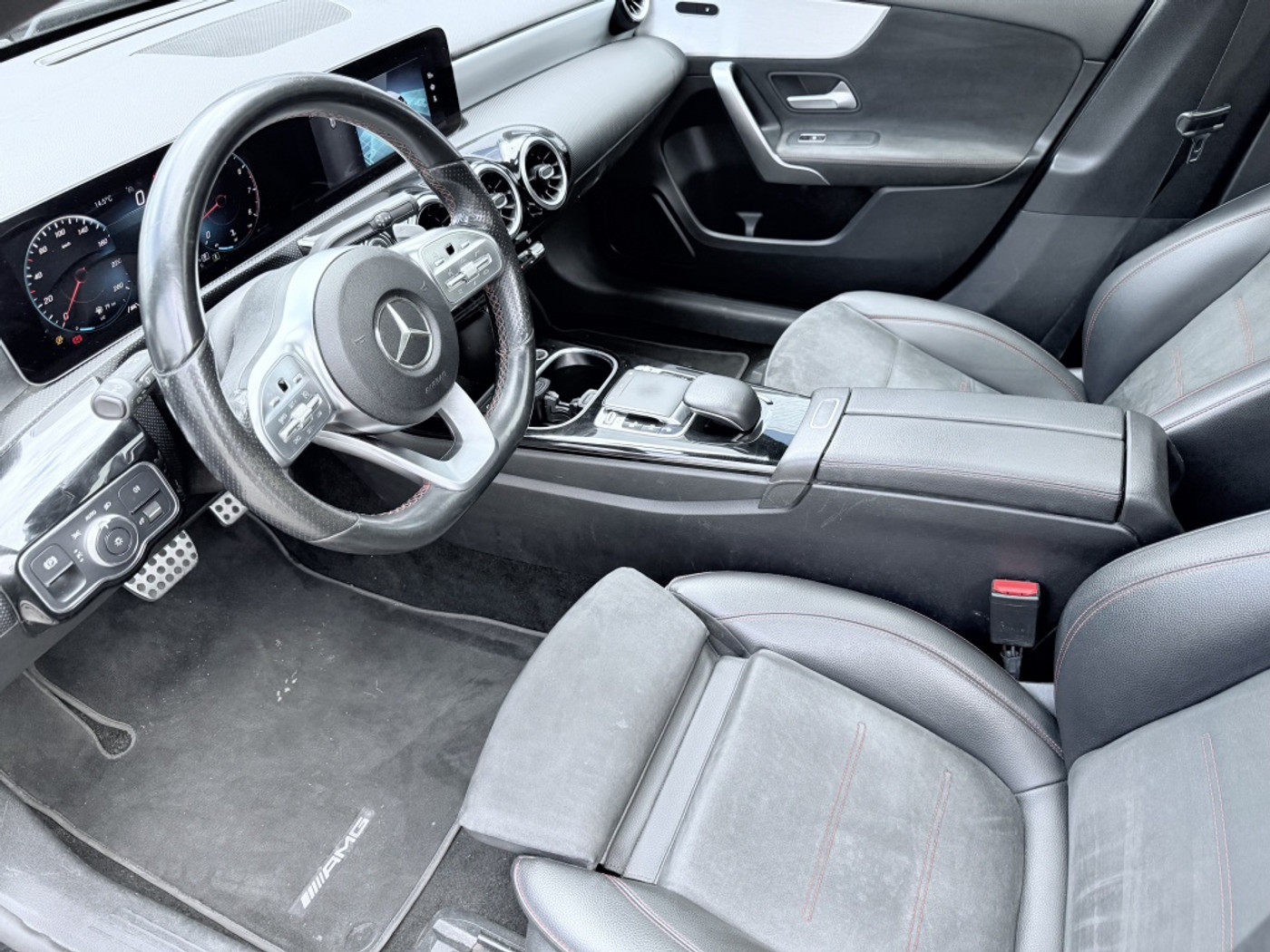 Foto van Mercedes-Benz A 200