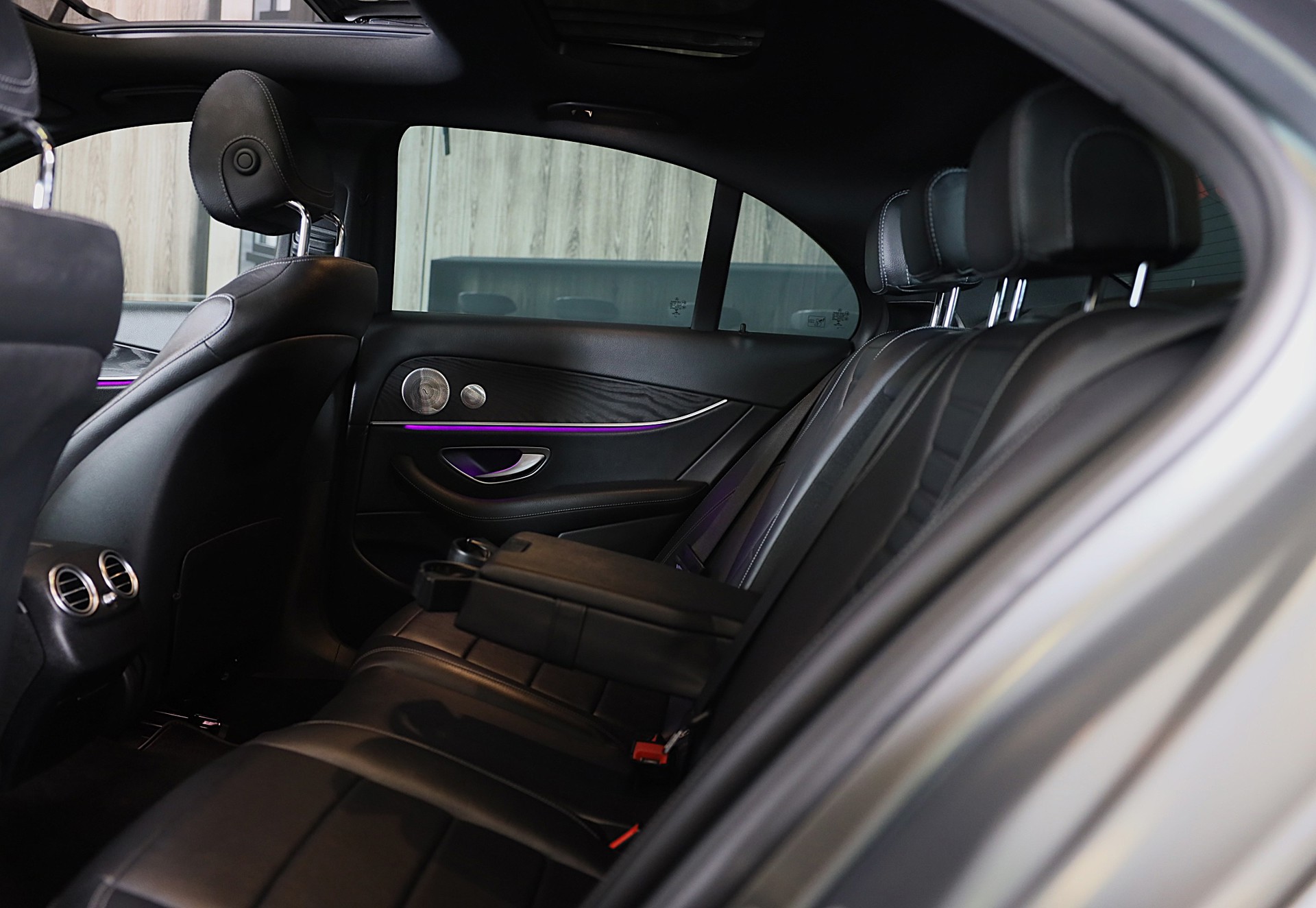 Foto van Mercedes-Benz E 200