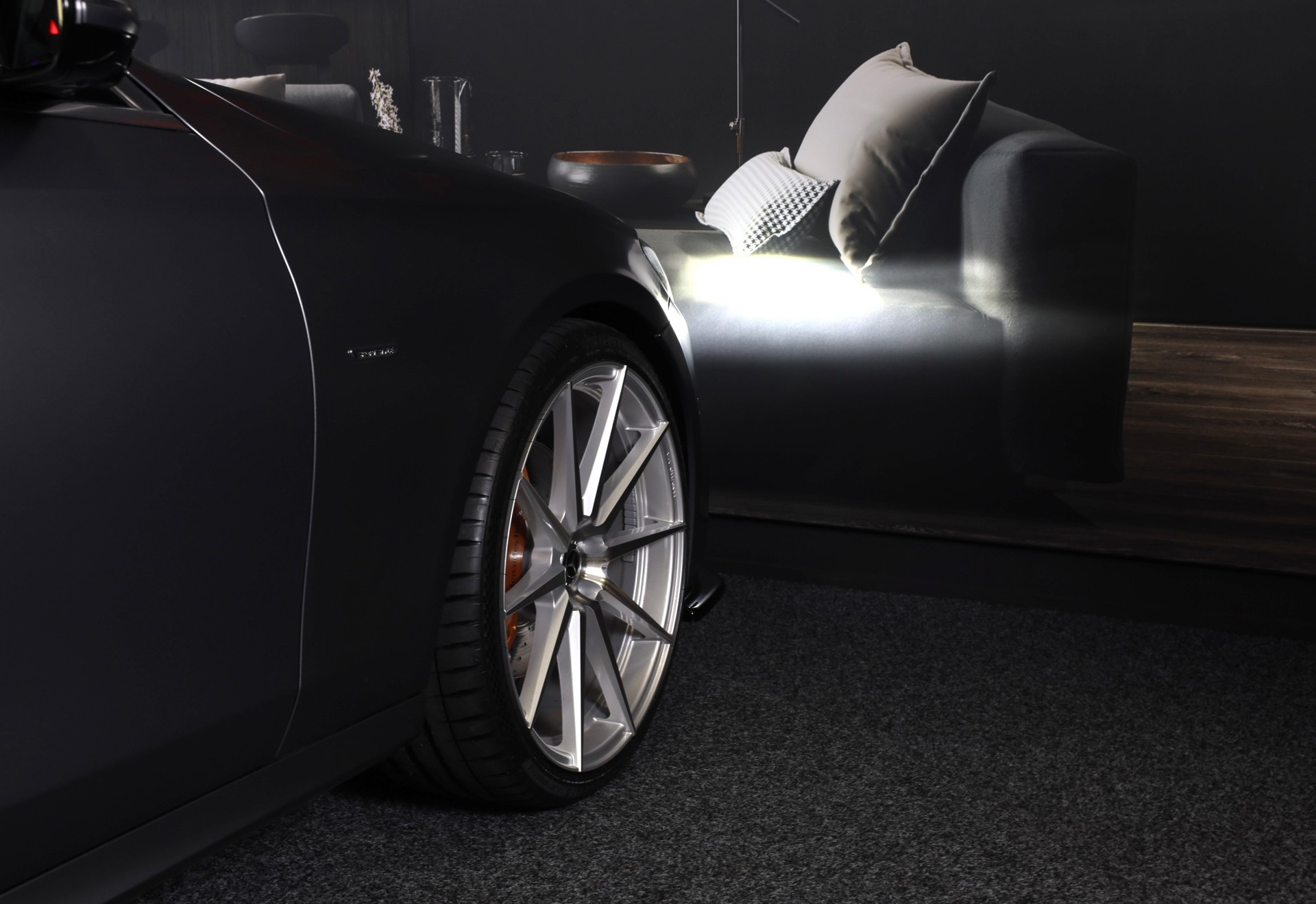 Foto van Mercedes-Benz E 200