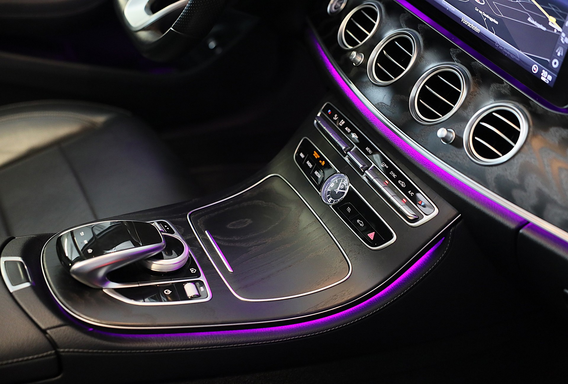 Foto van Mercedes-Benz E 200