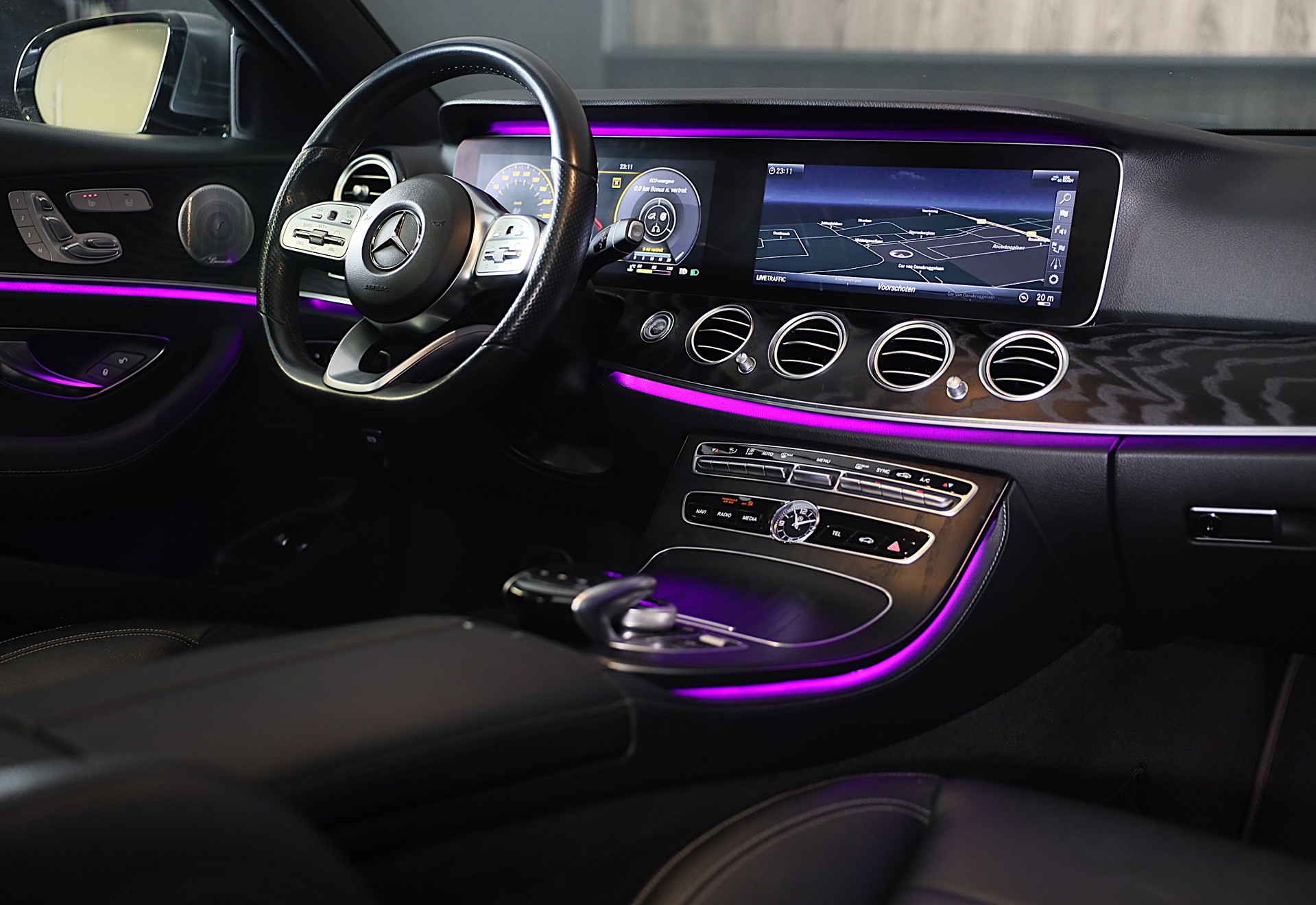 Foto van Mercedes-Benz E 200