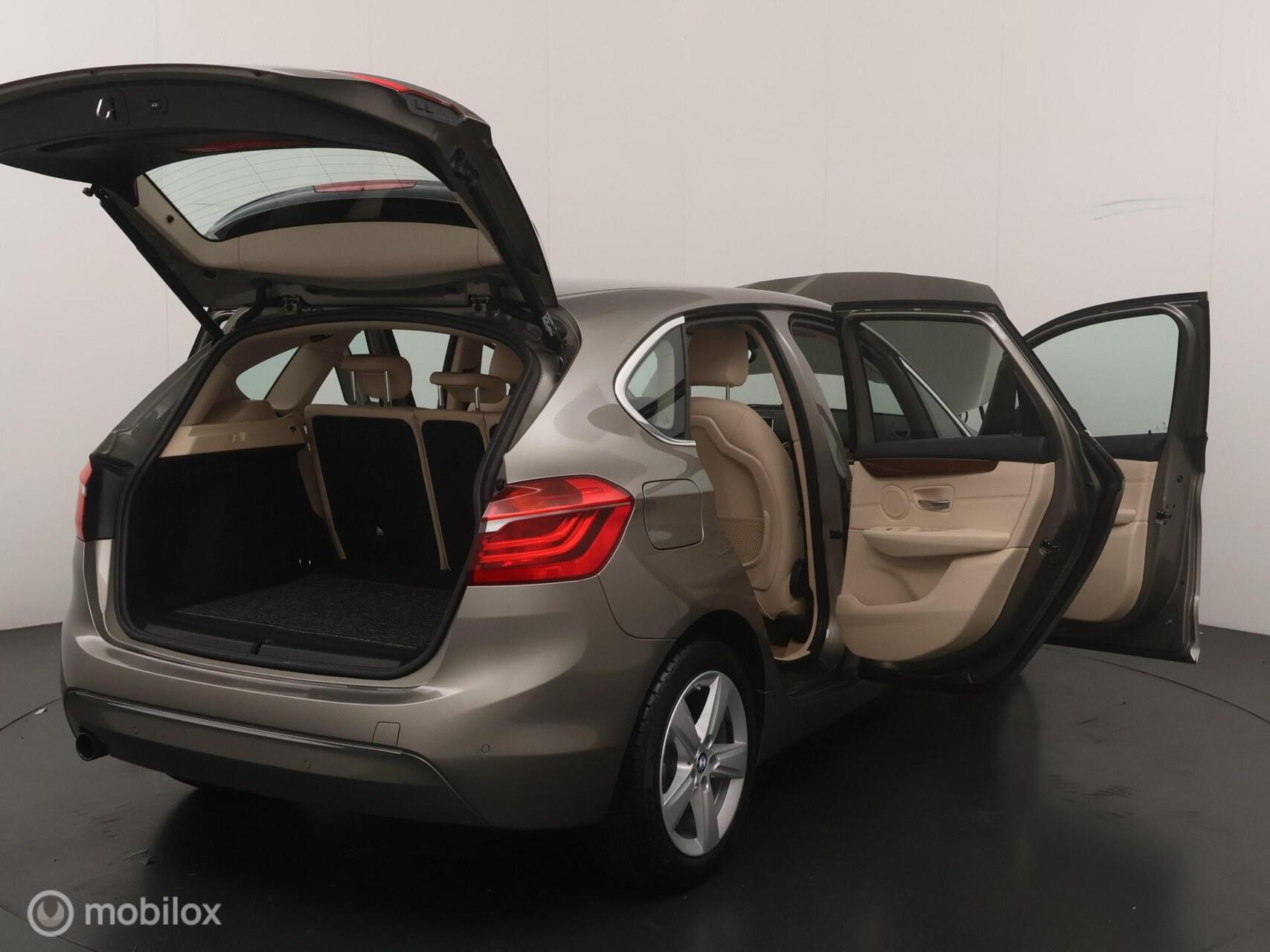 Foto van BMW 218i Active Tourer