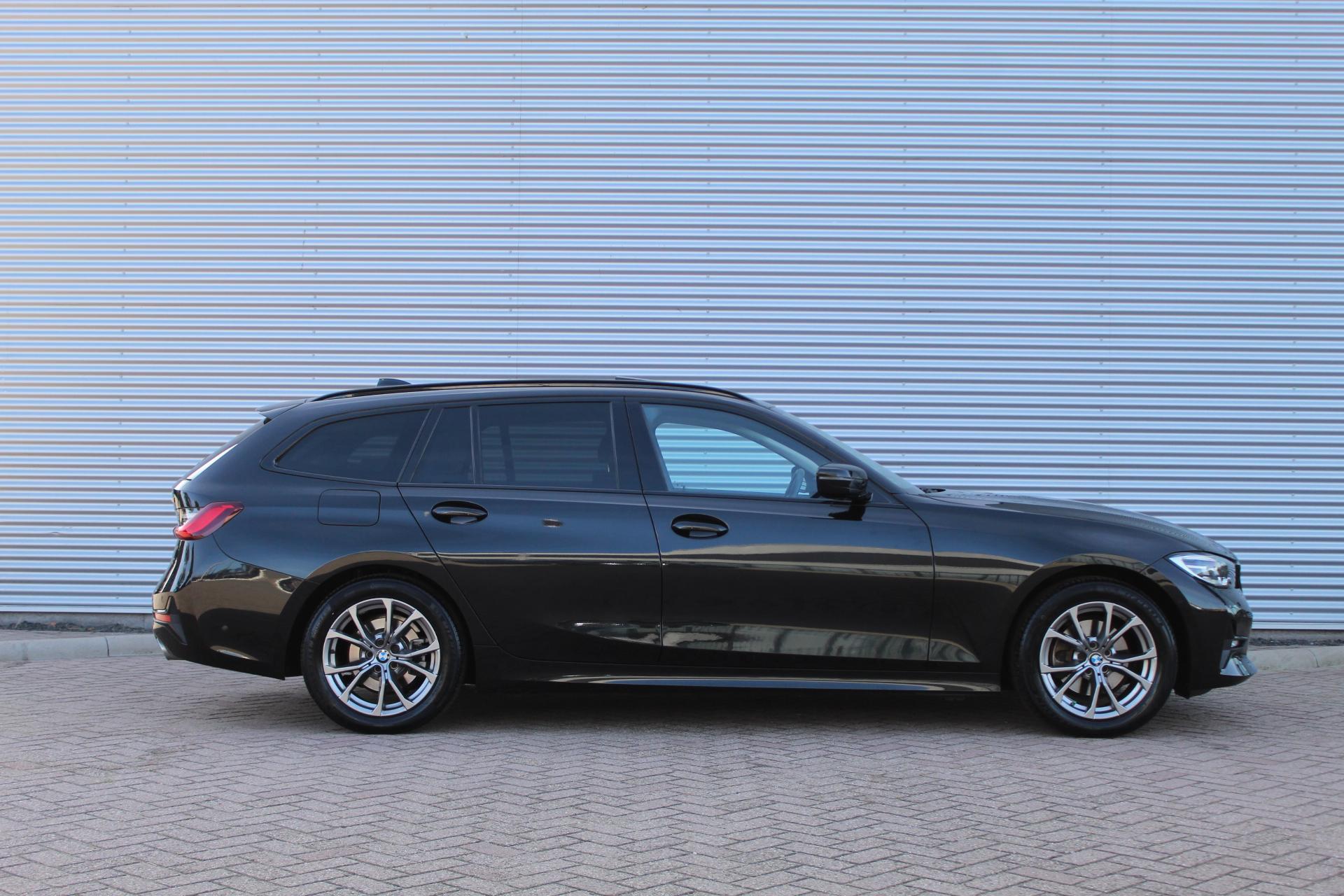Foto van BMW 320i