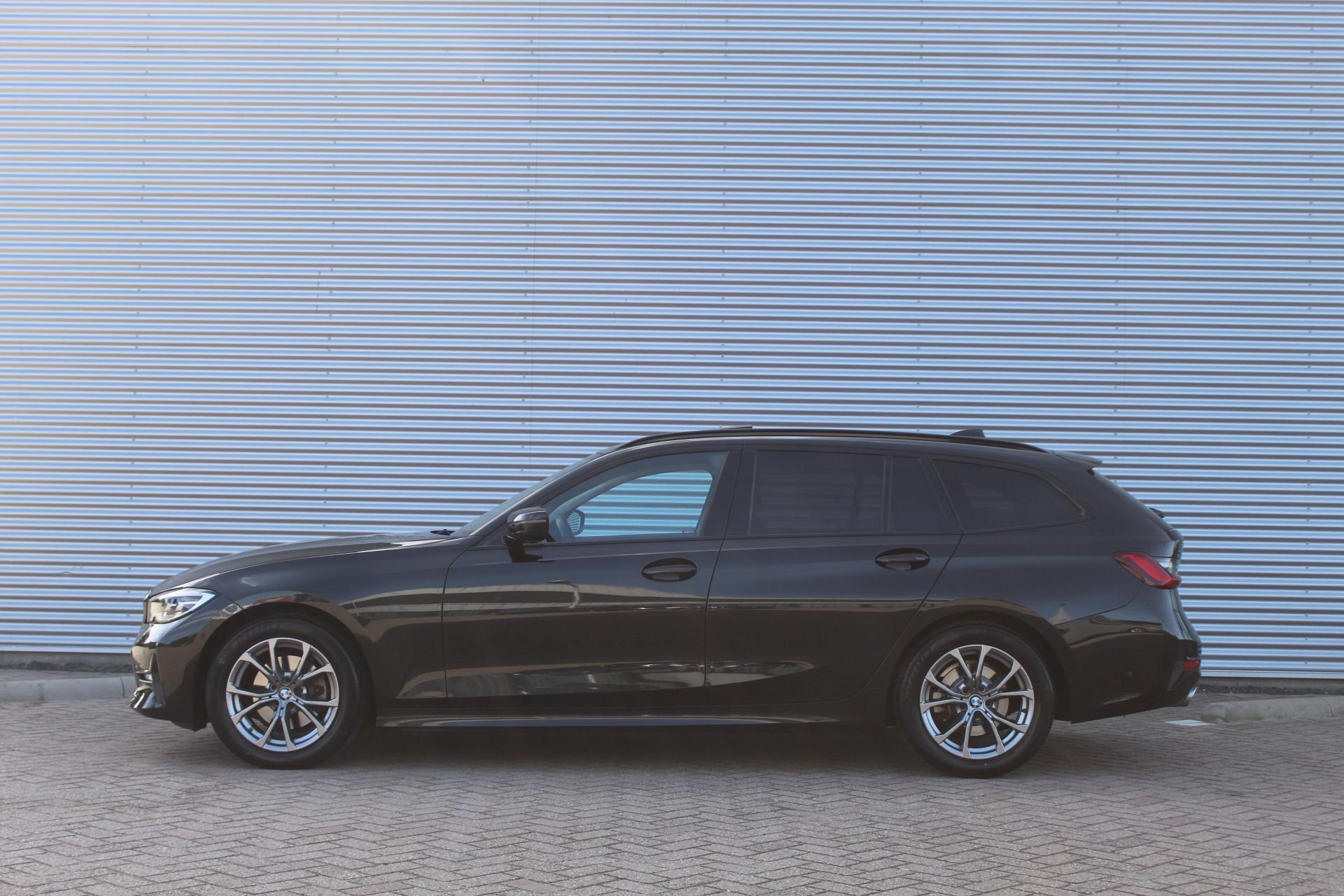 Foto van BMW 320i