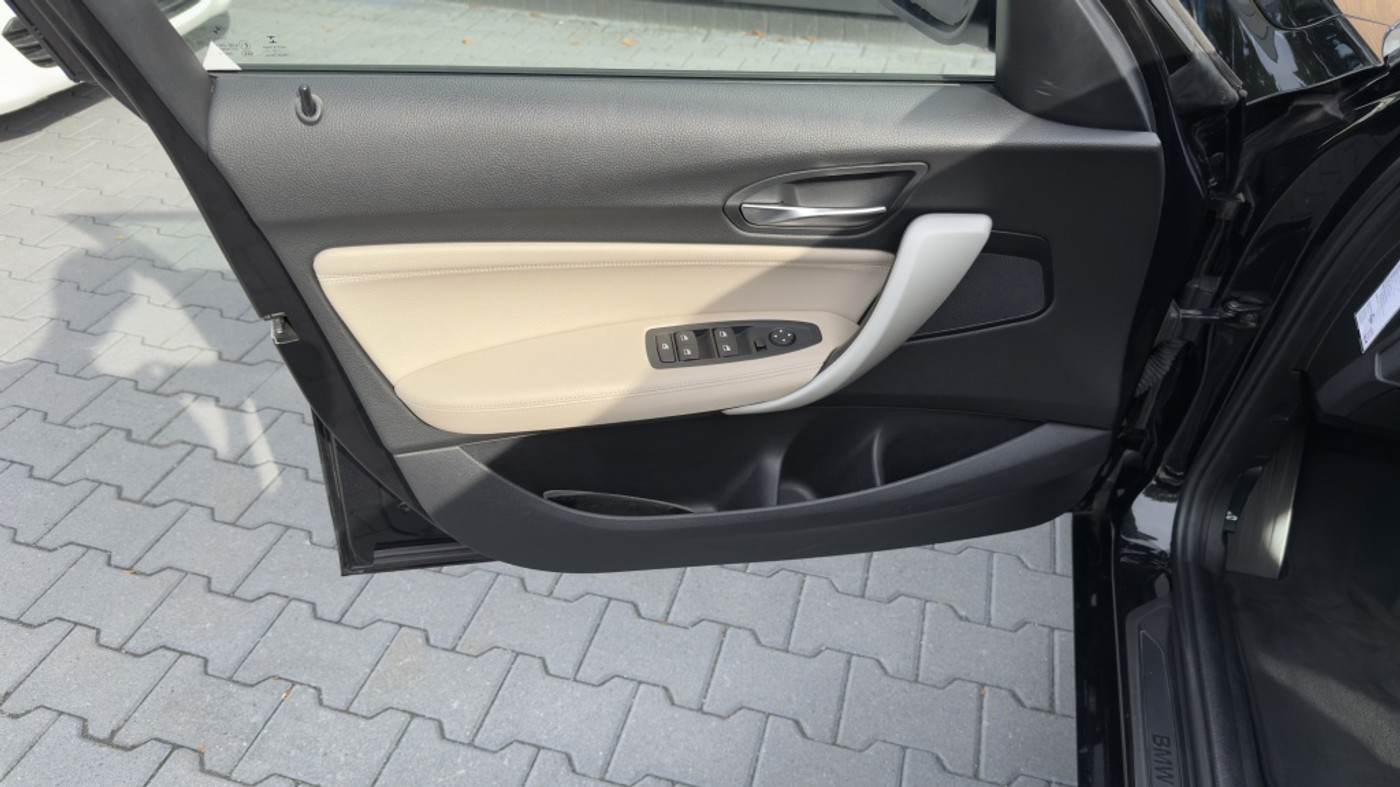 Foto van BMW 118i