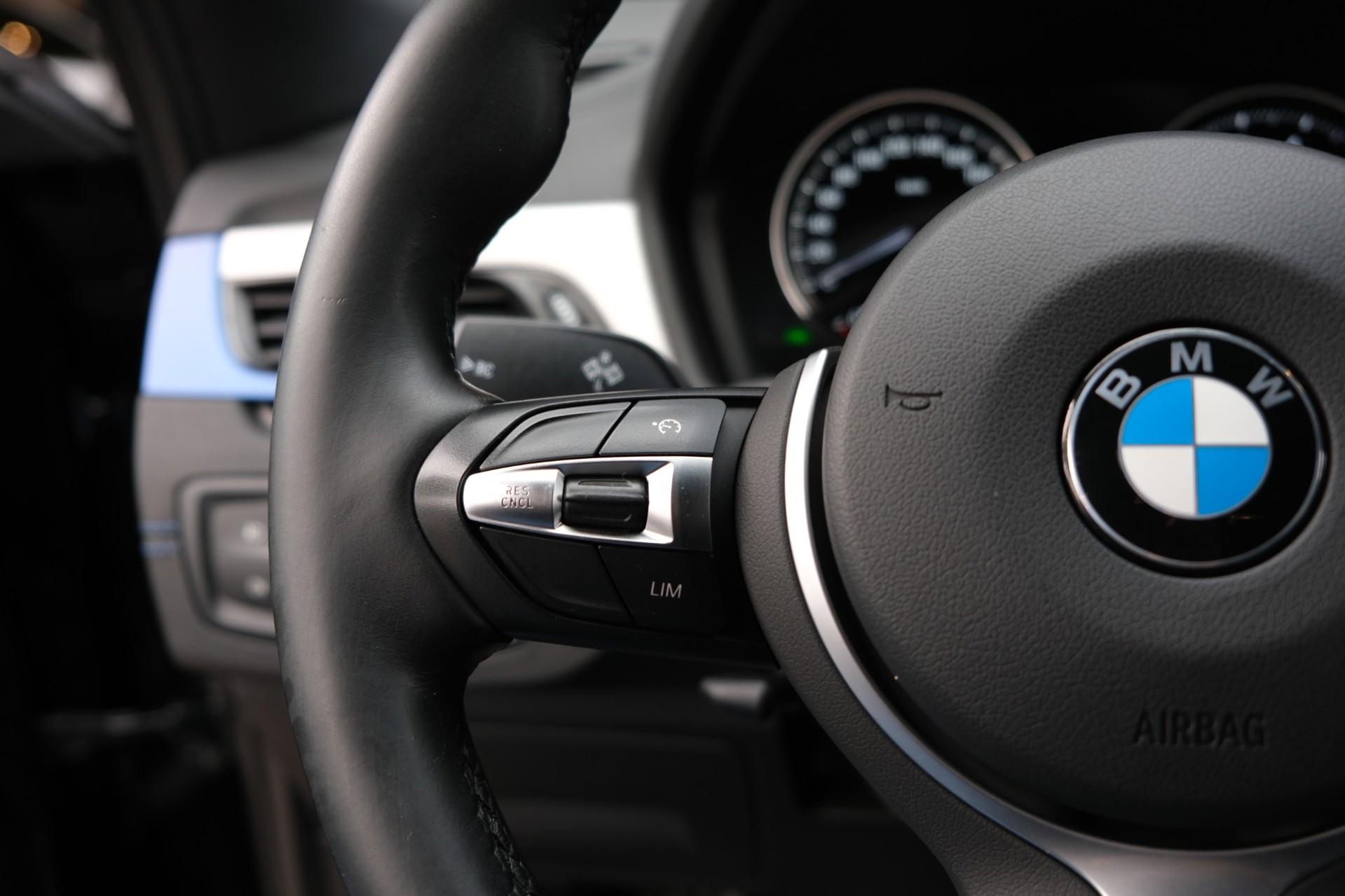 Foto van BMW X2 Sdrive18i