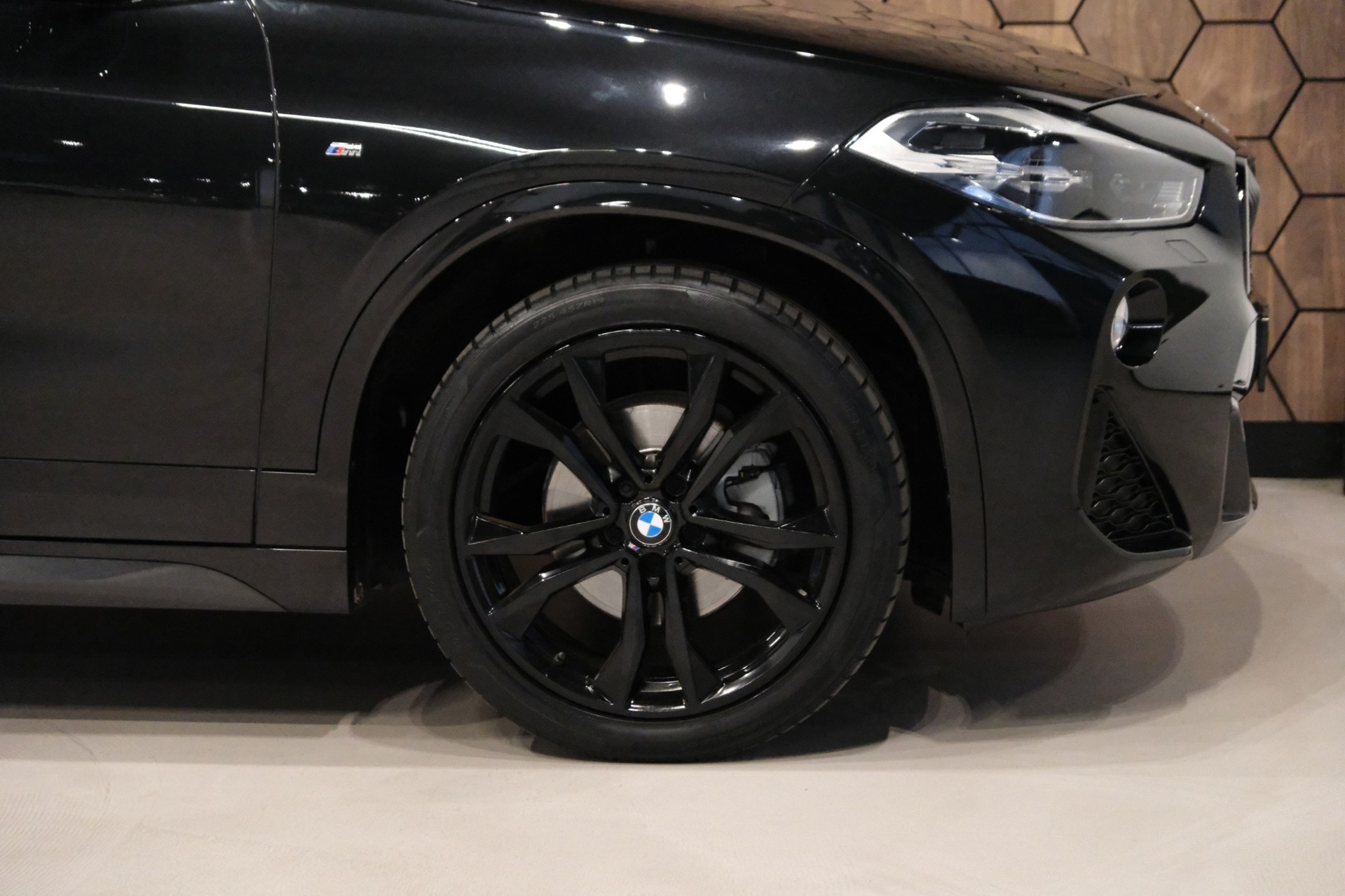Foto van BMW X2 Sdrive18i