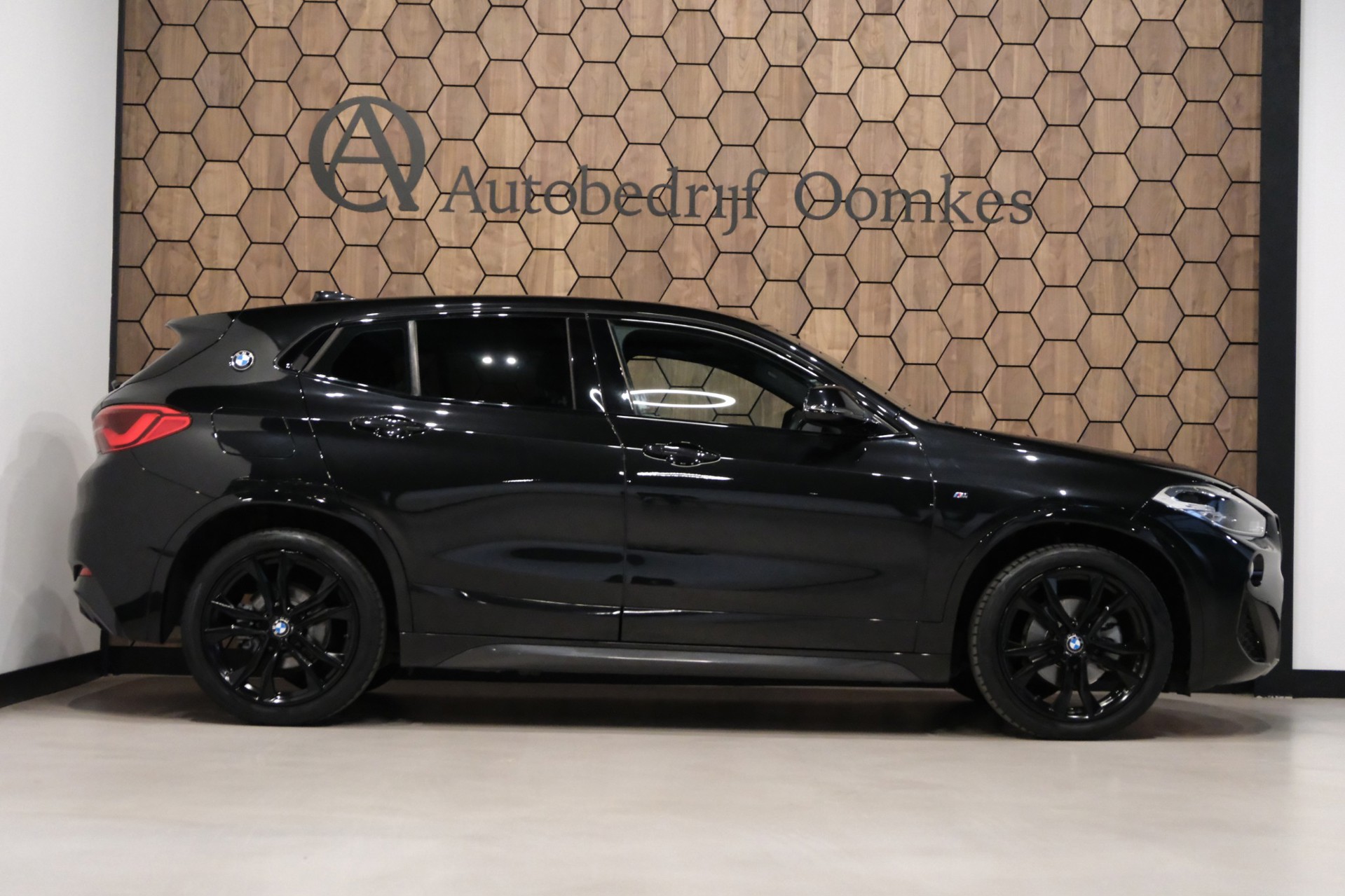 Foto van BMW X2 Sdrive18i