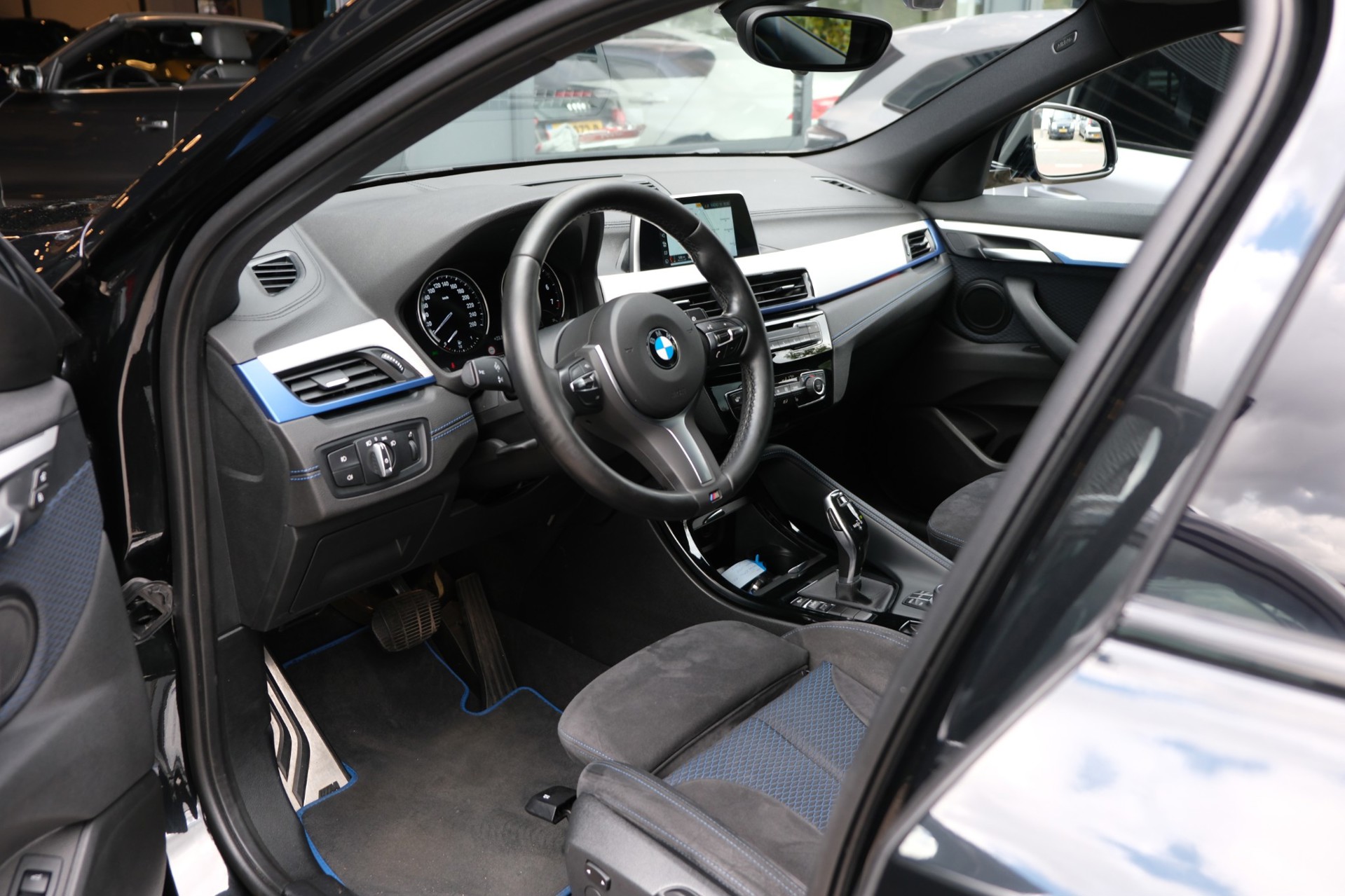 Foto van BMW X2 Sdrive18i
