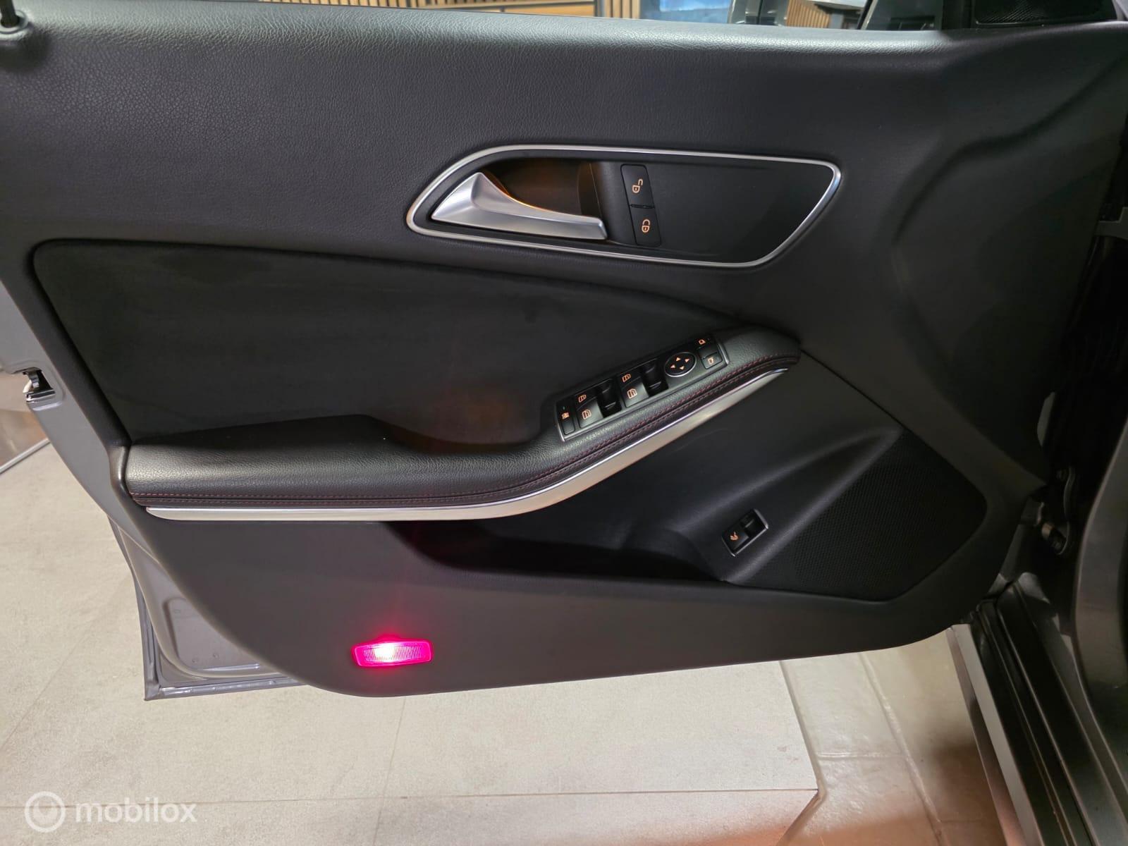 Foto van Mercedes-Benz Cla 180