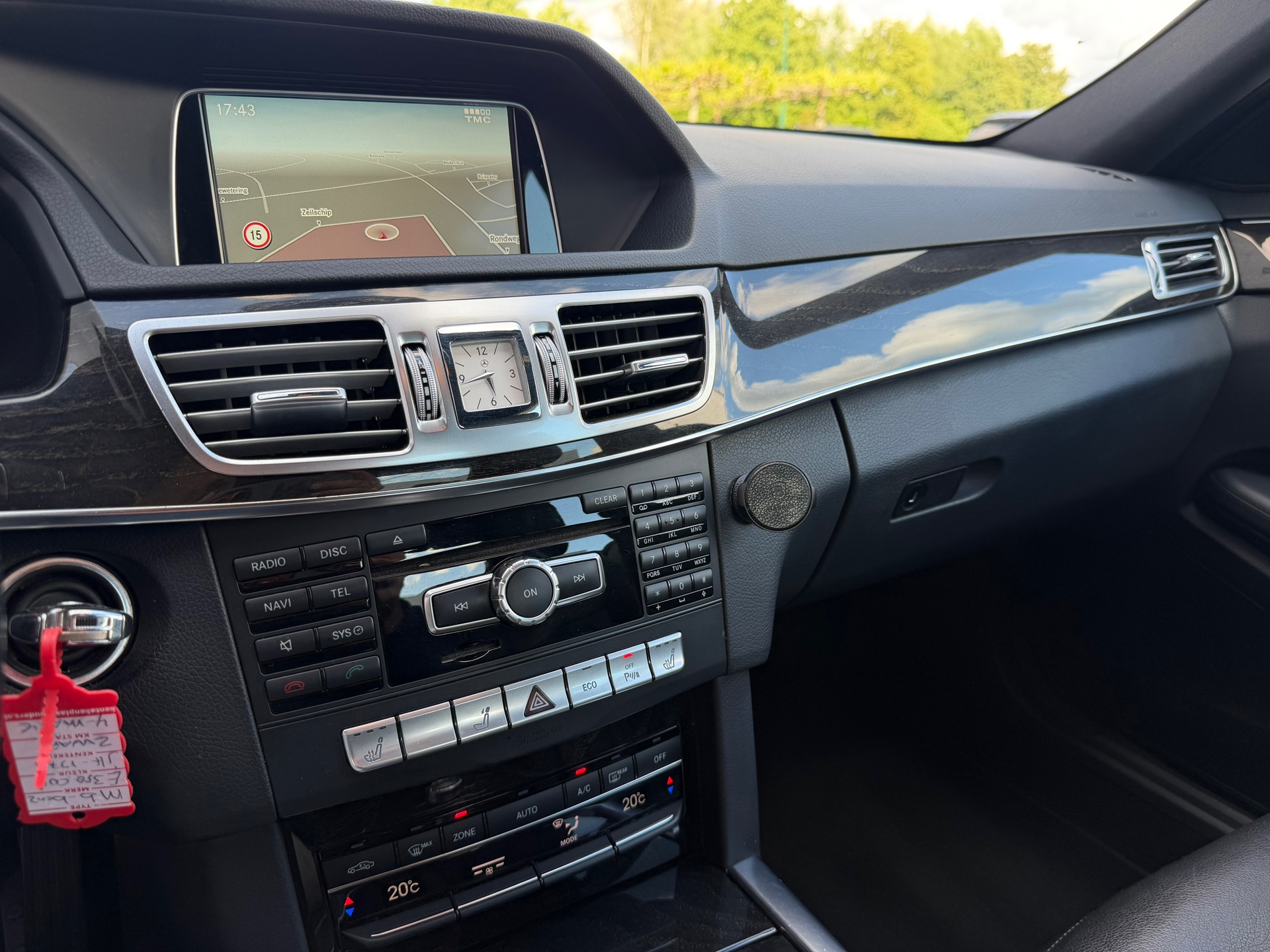 Foto van Mercedes-Benz E 350 Bluetec 4Matic
