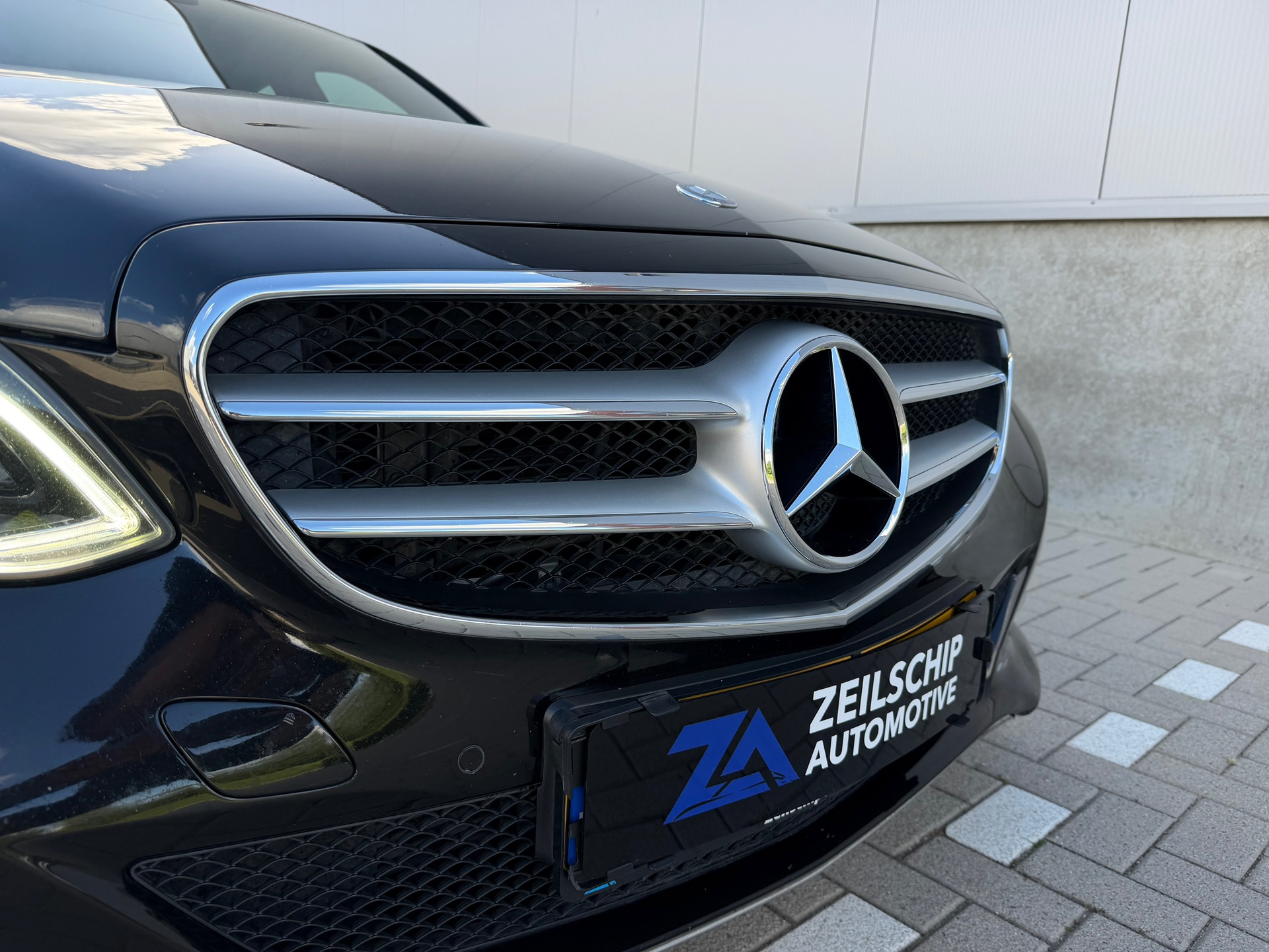 Foto van Mercedes-Benz E 350 Bluetec 4Matic
