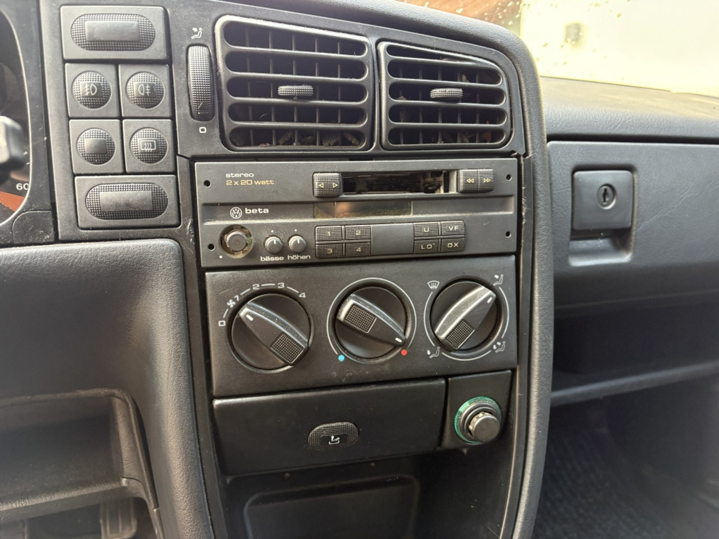 Foto van Volkswagen Corrado 85 KW E2