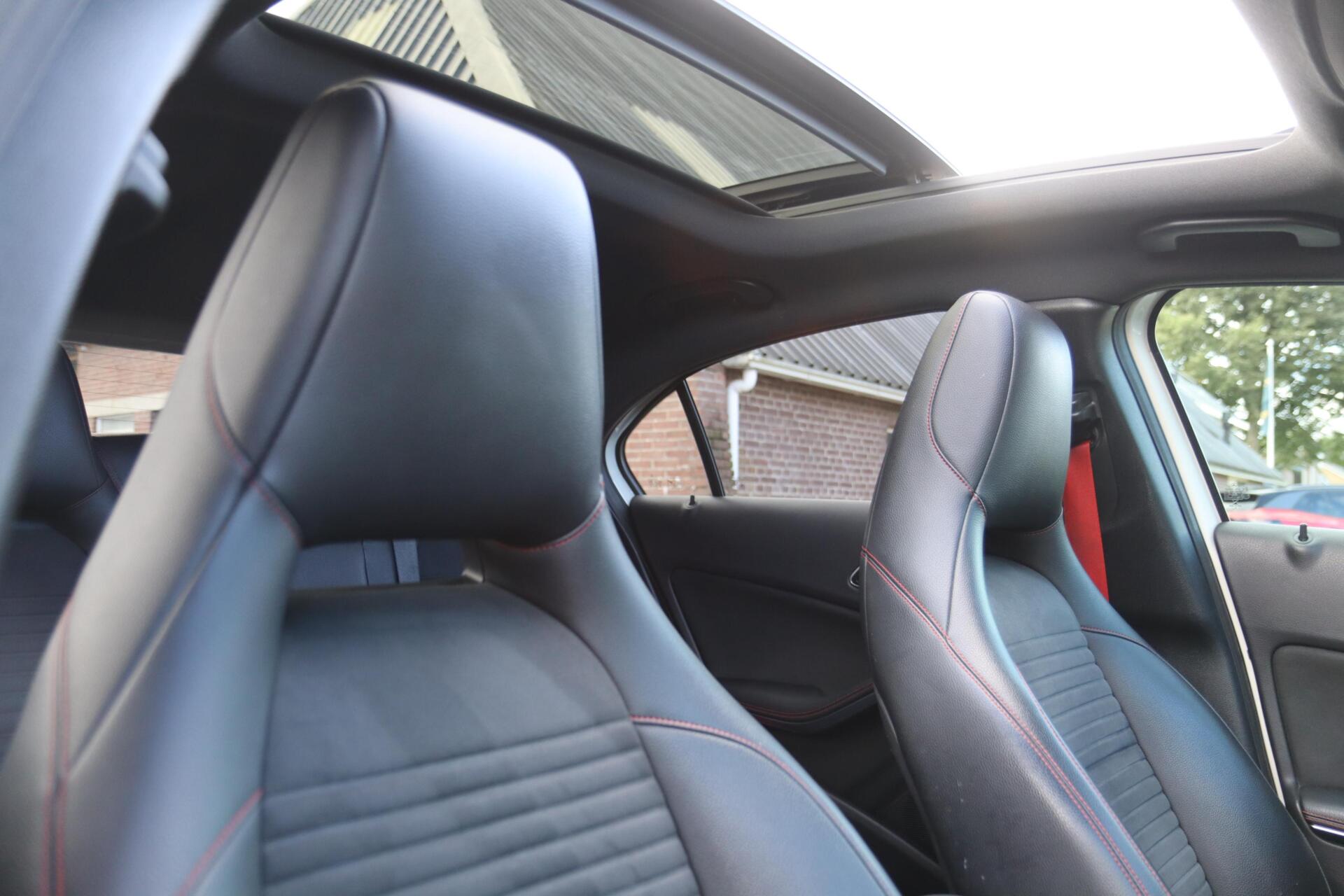 Foto van Mercedes-Benz A 45 AMG 4Matic