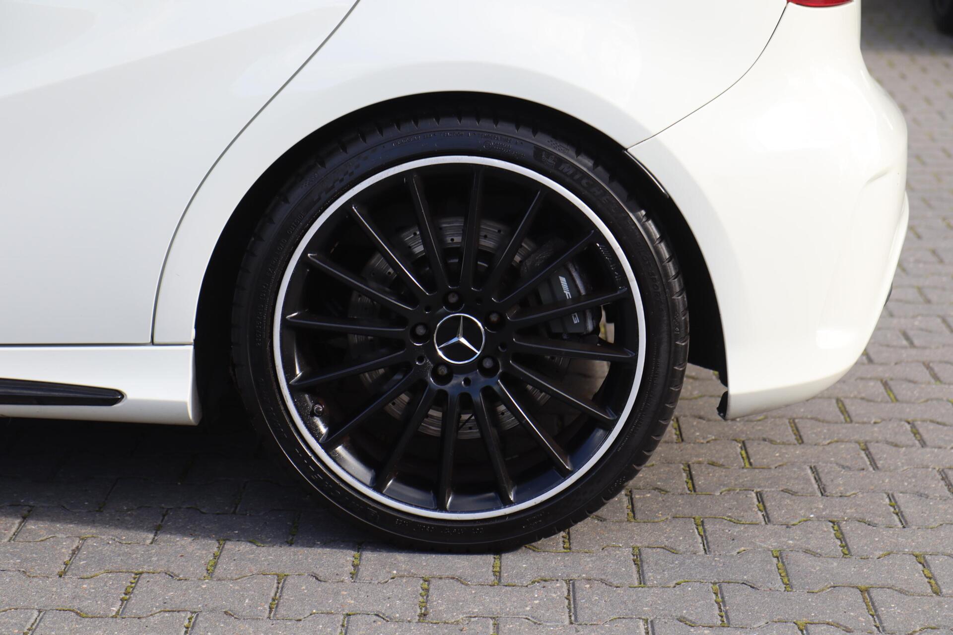Foto van Mercedes-Benz A 45 AMG 4Matic