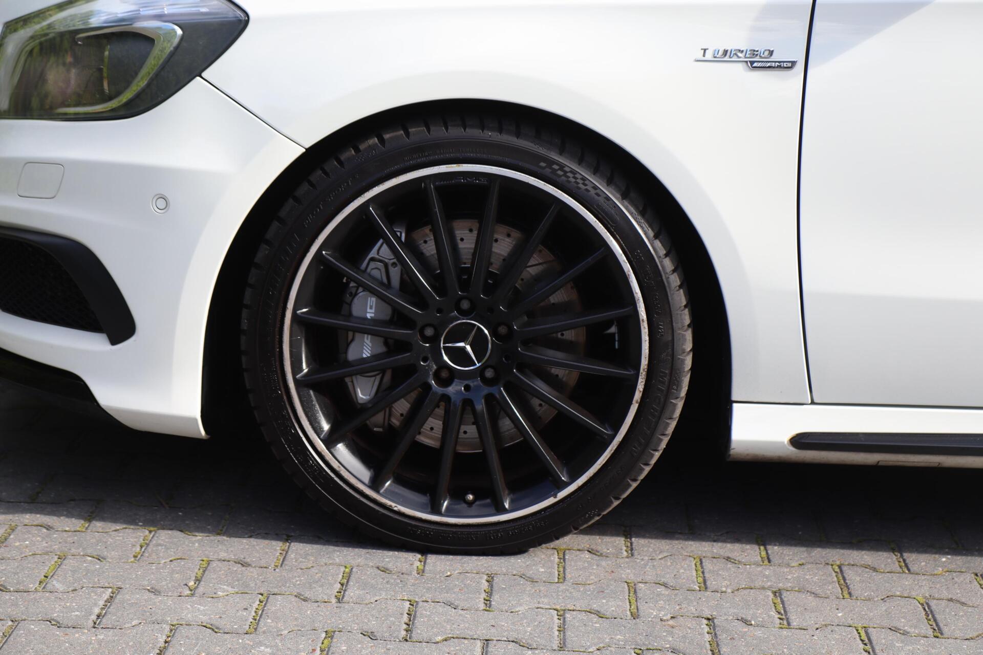 Foto van Mercedes-Benz A 45 AMG 4Matic