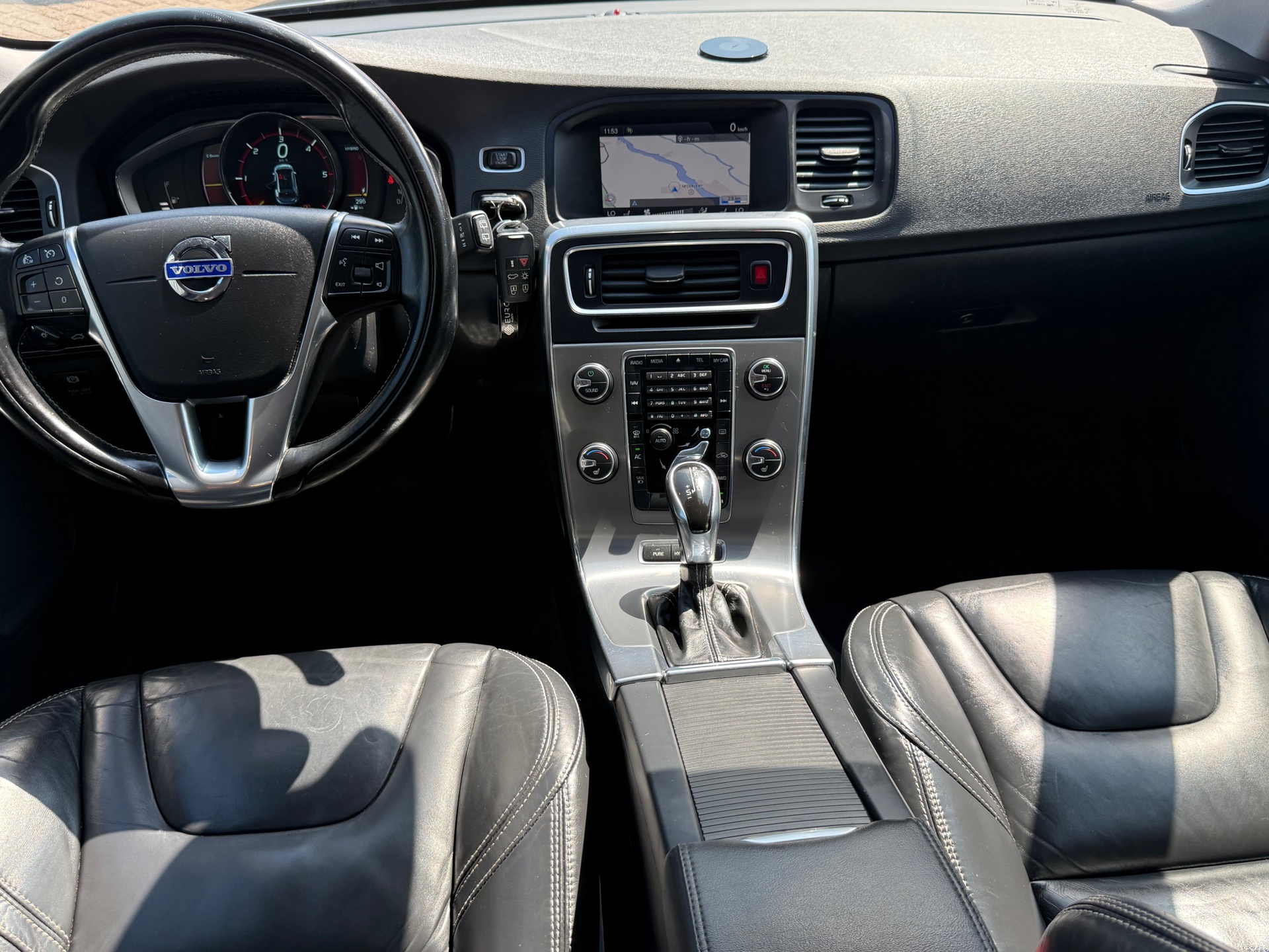 Foto van Volvo V60 Plug In Hybrid