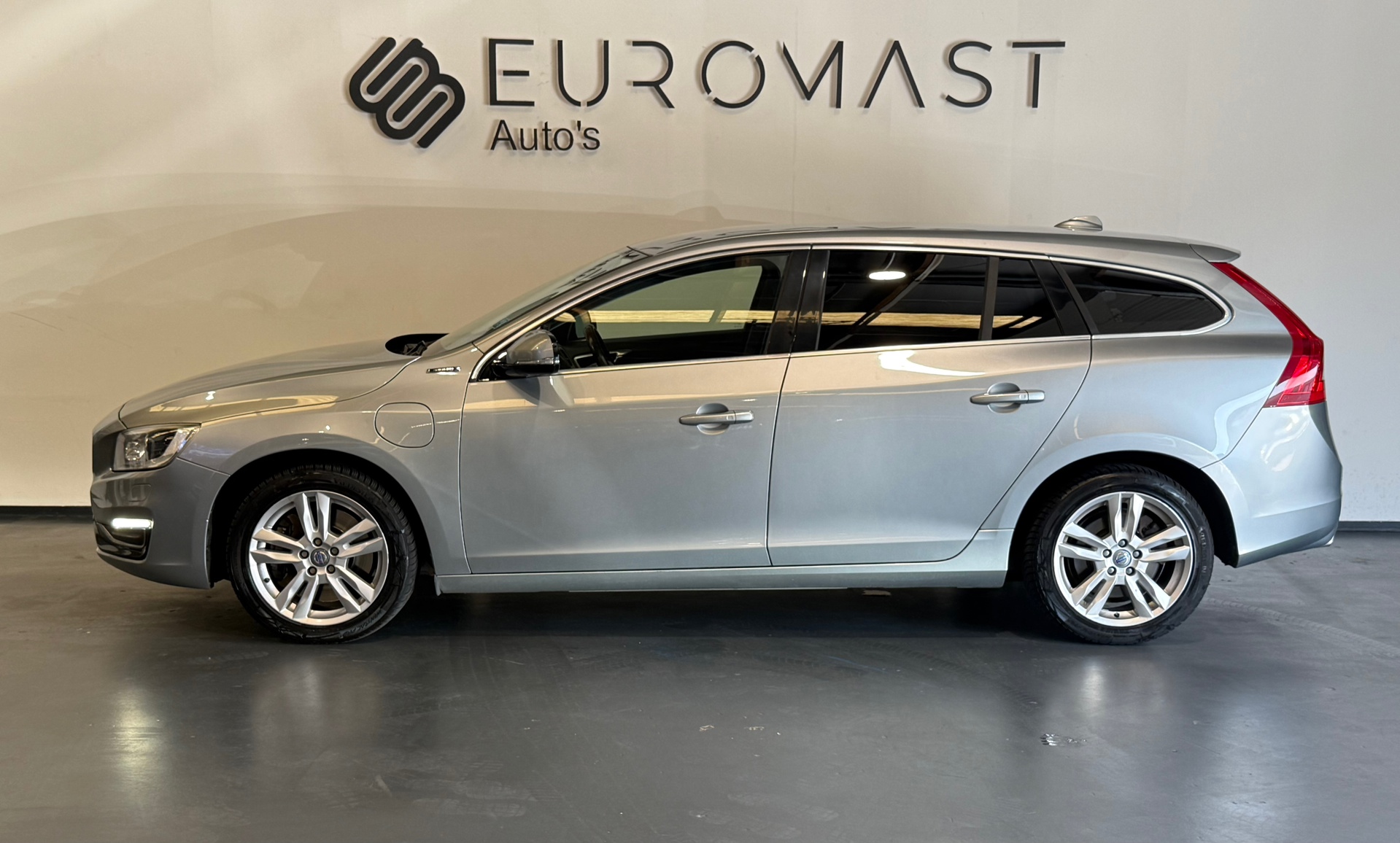 Foto van Volvo V60 Plug In Hybrid