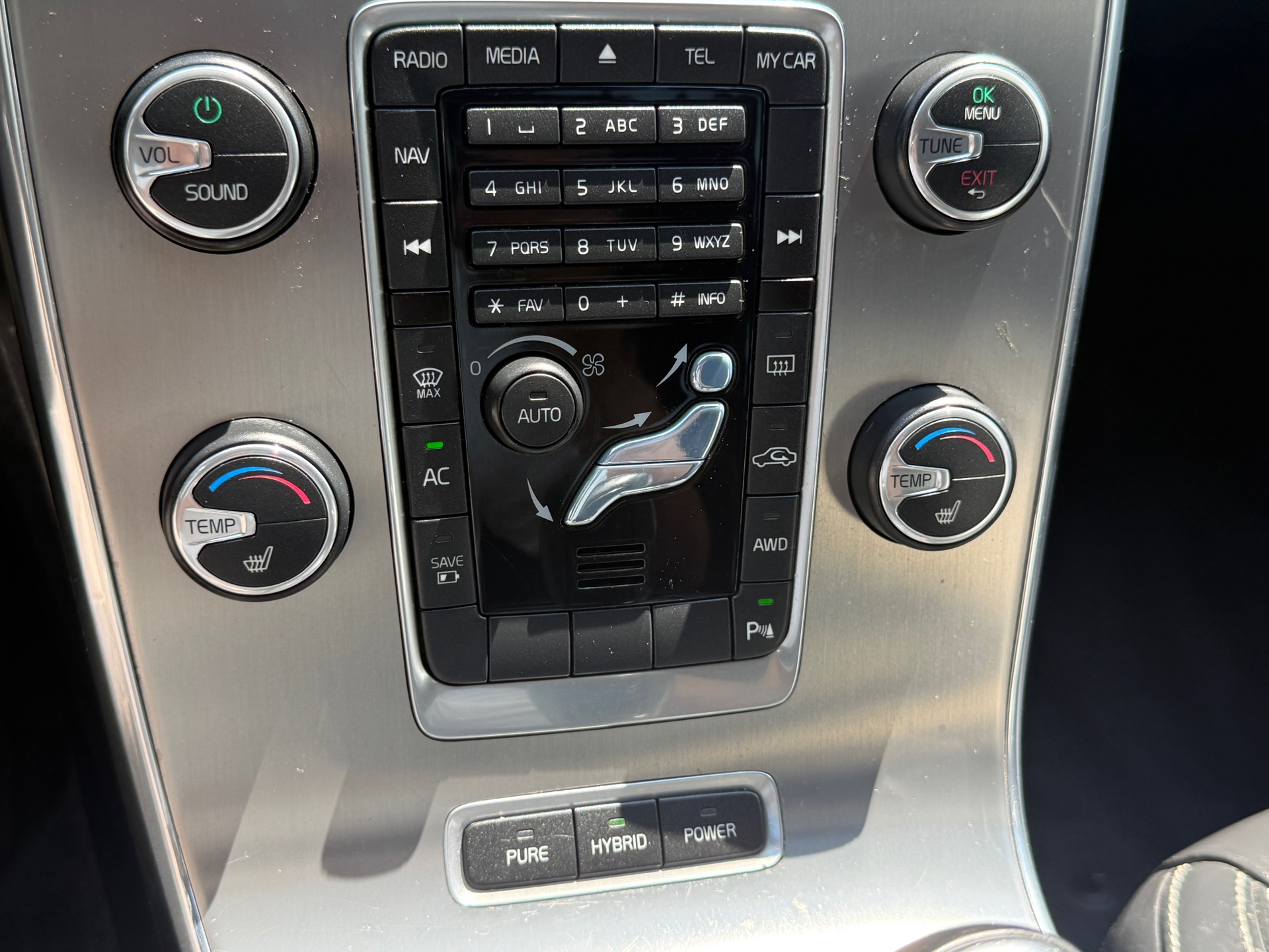 Foto van Volvo V60 Plug In Hybrid