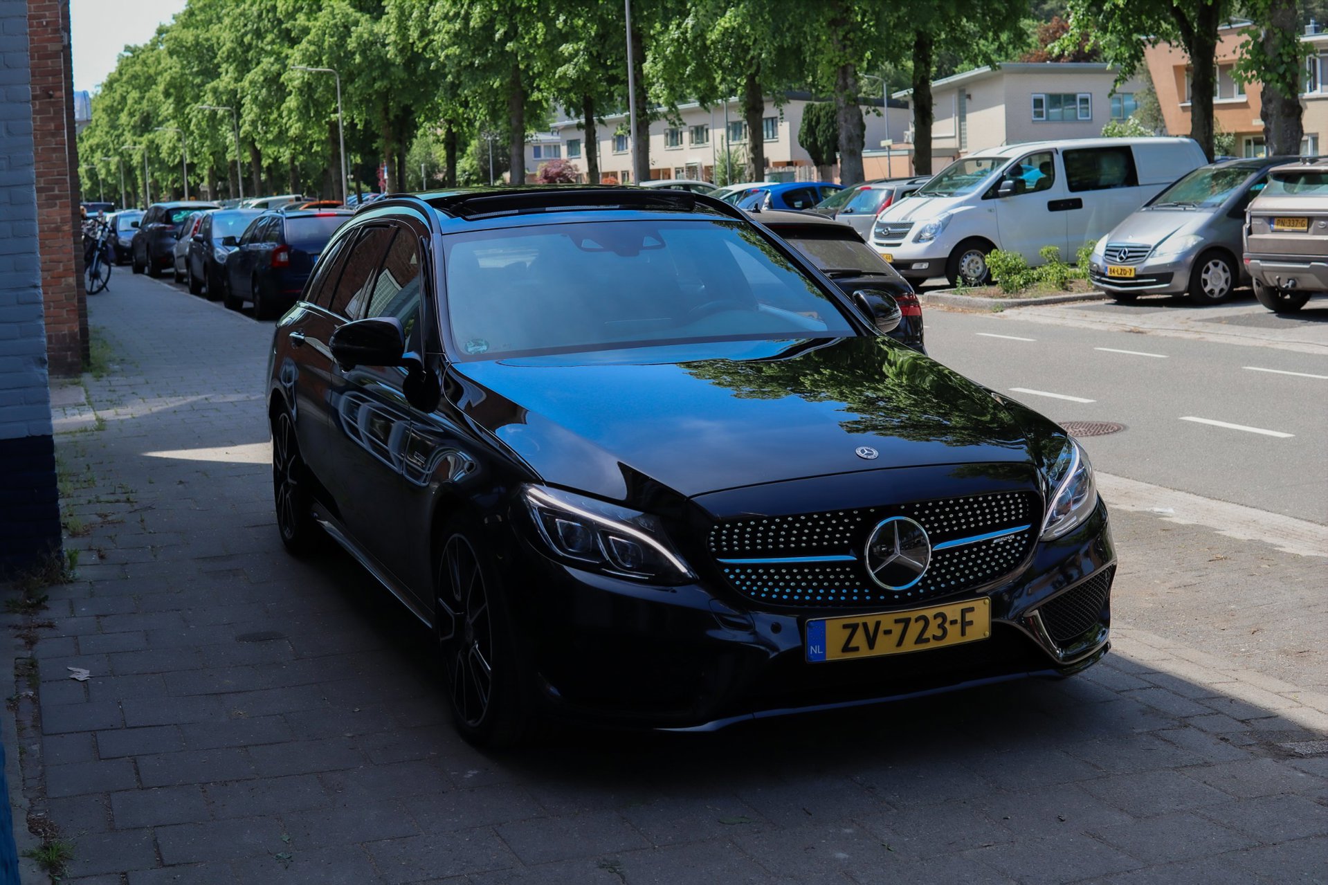 Foto van Mercedes-Benz AMG C 43