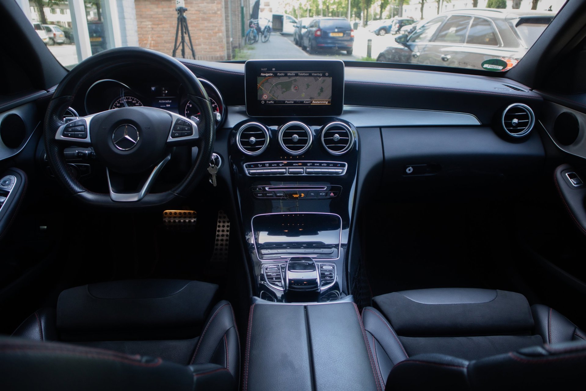 Foto van Mercedes-Benz AMG C 43