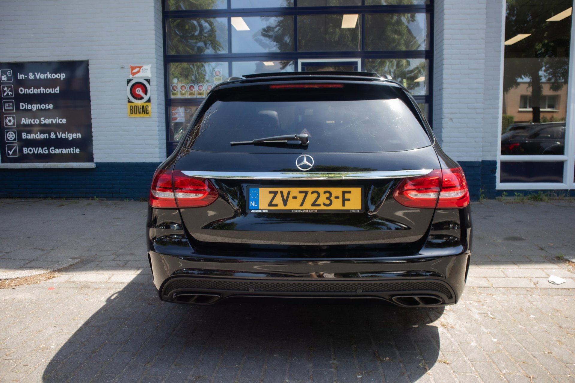 Foto van Mercedes-Benz AMG C 43