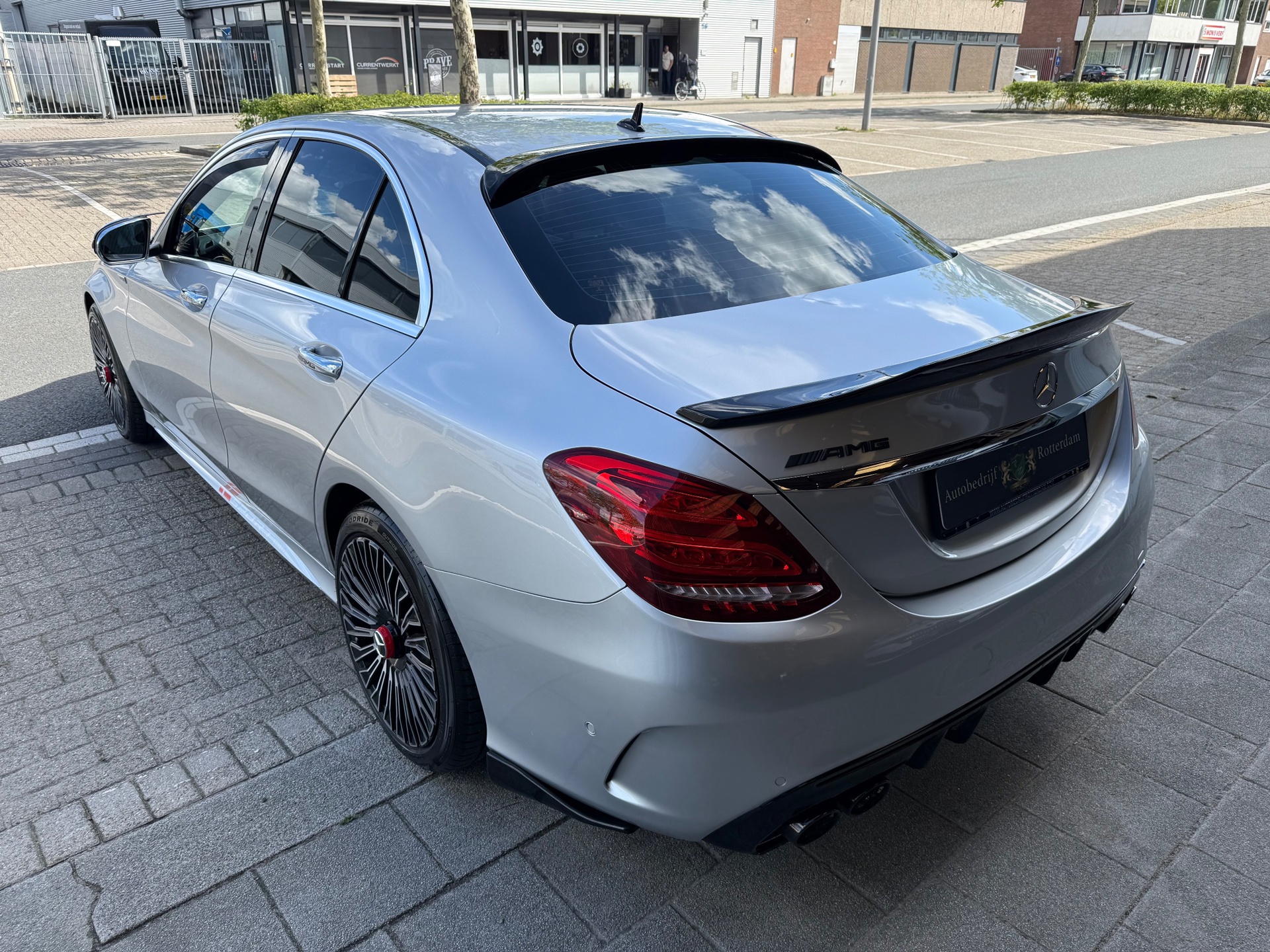 Foto van Mercedes-Benz C 300 H