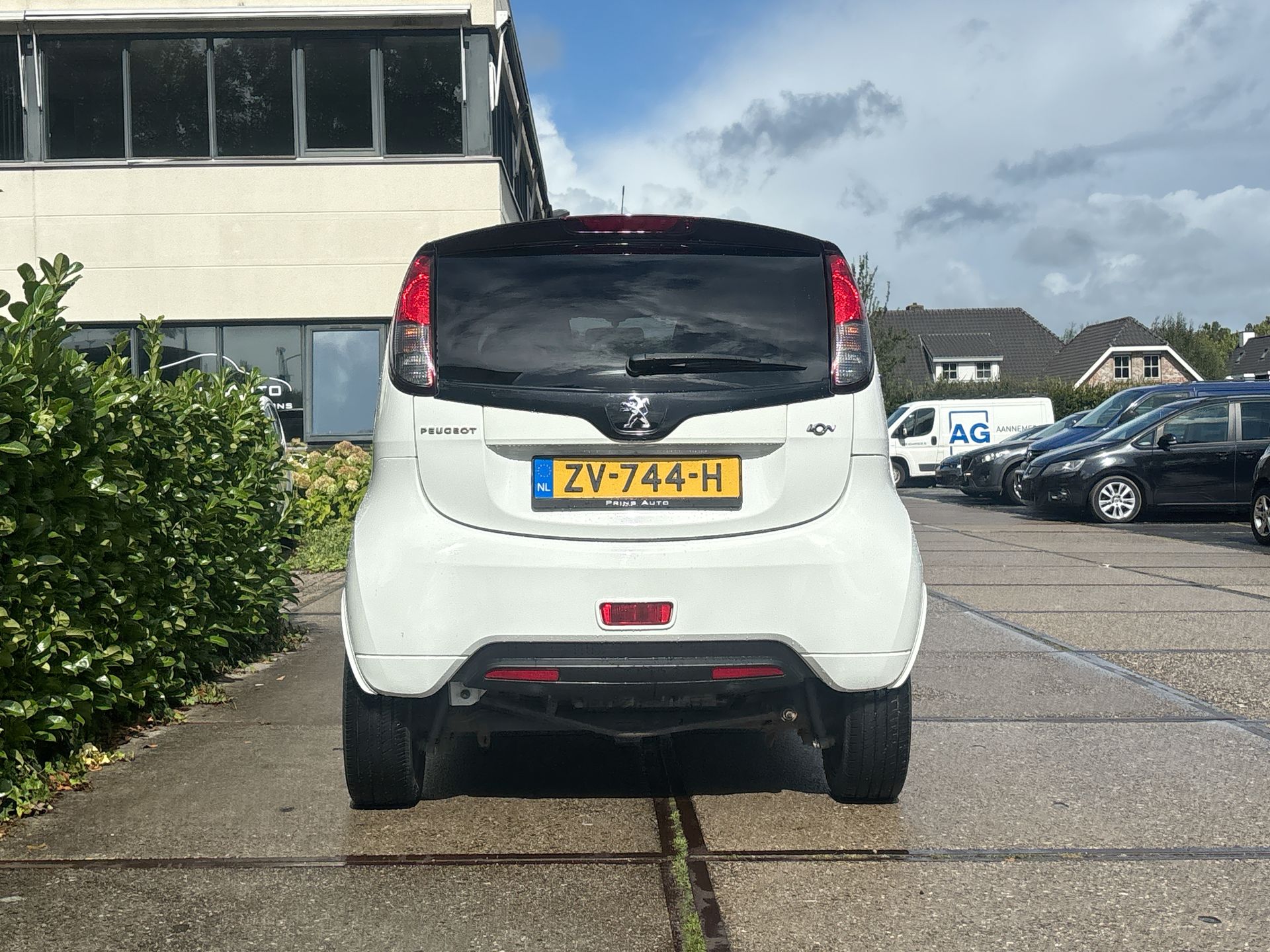 Foto van Peugeot Ion