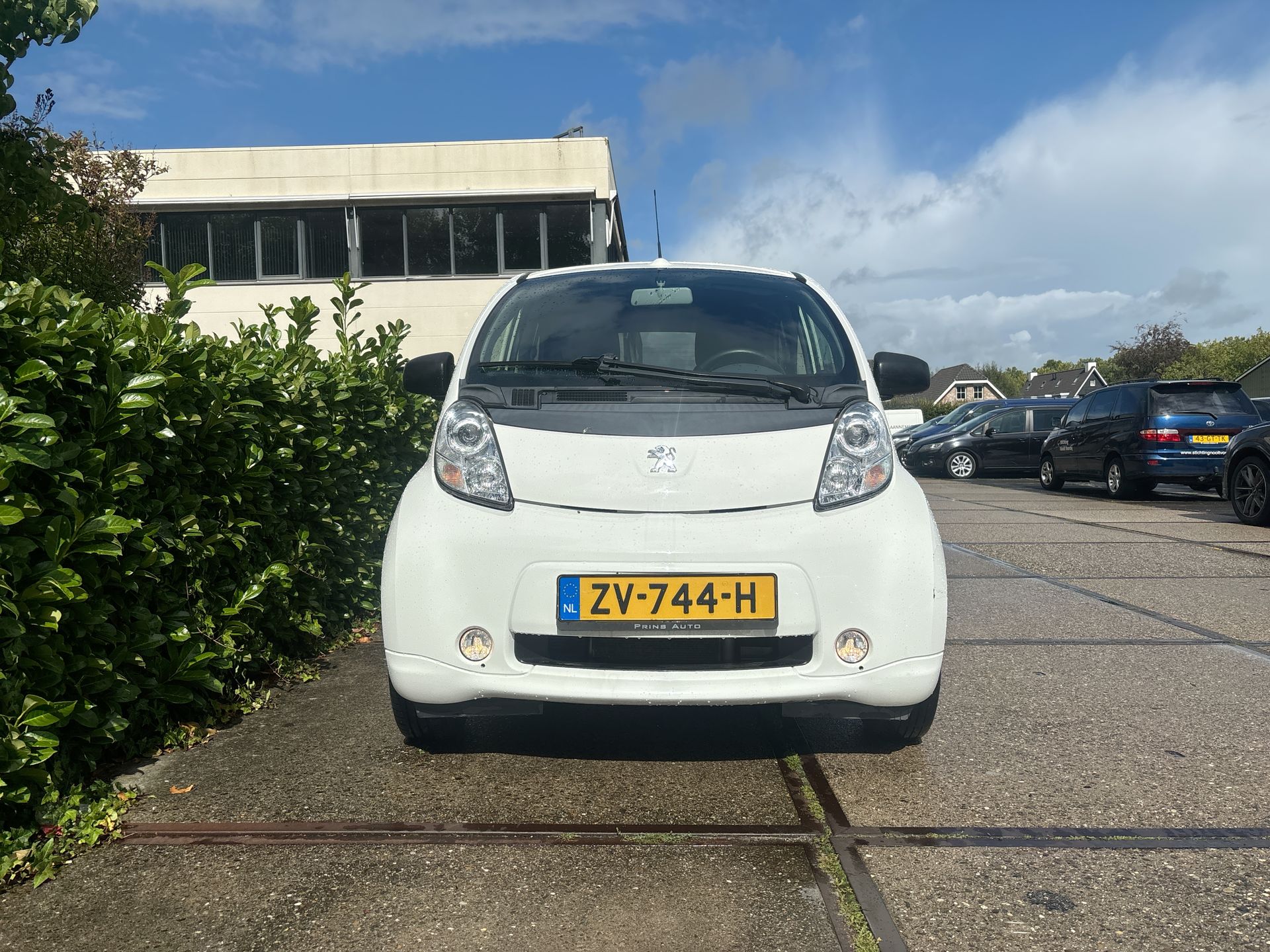 Foto van Peugeot Ion