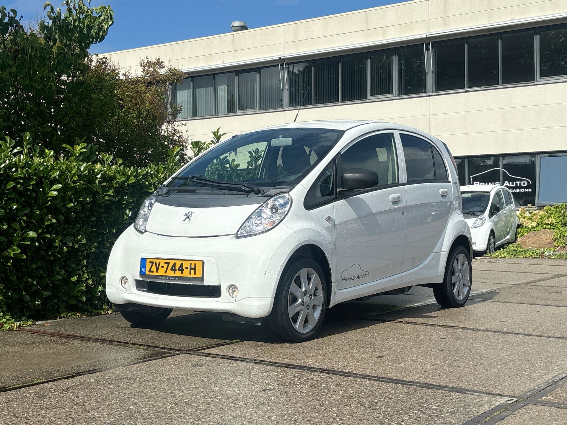 Peugeot Ion Active 2019 - voorkant