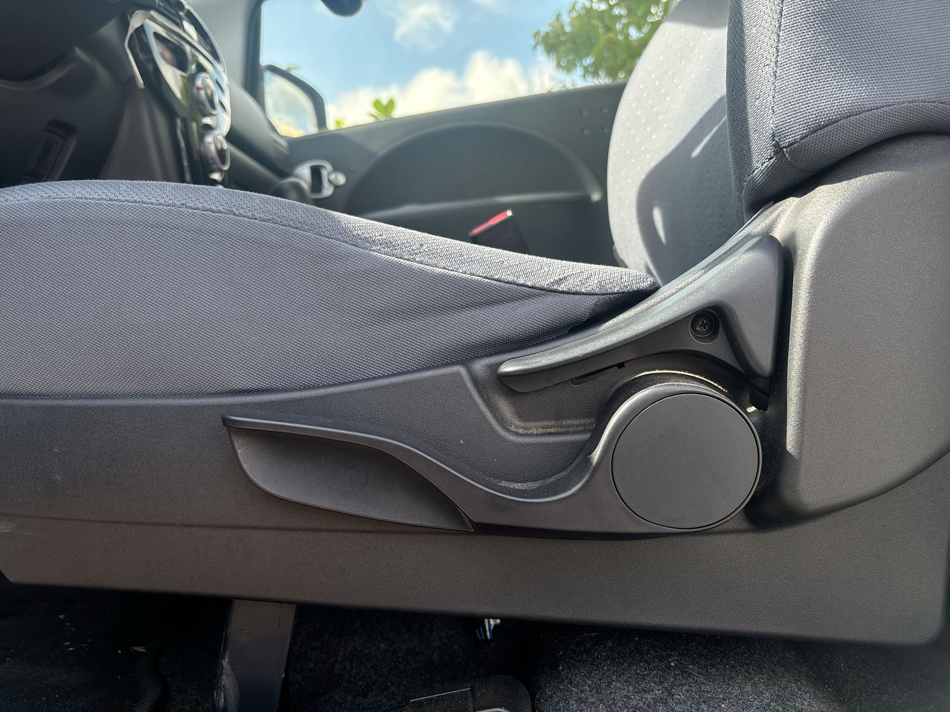 Foto van Peugeot Ion