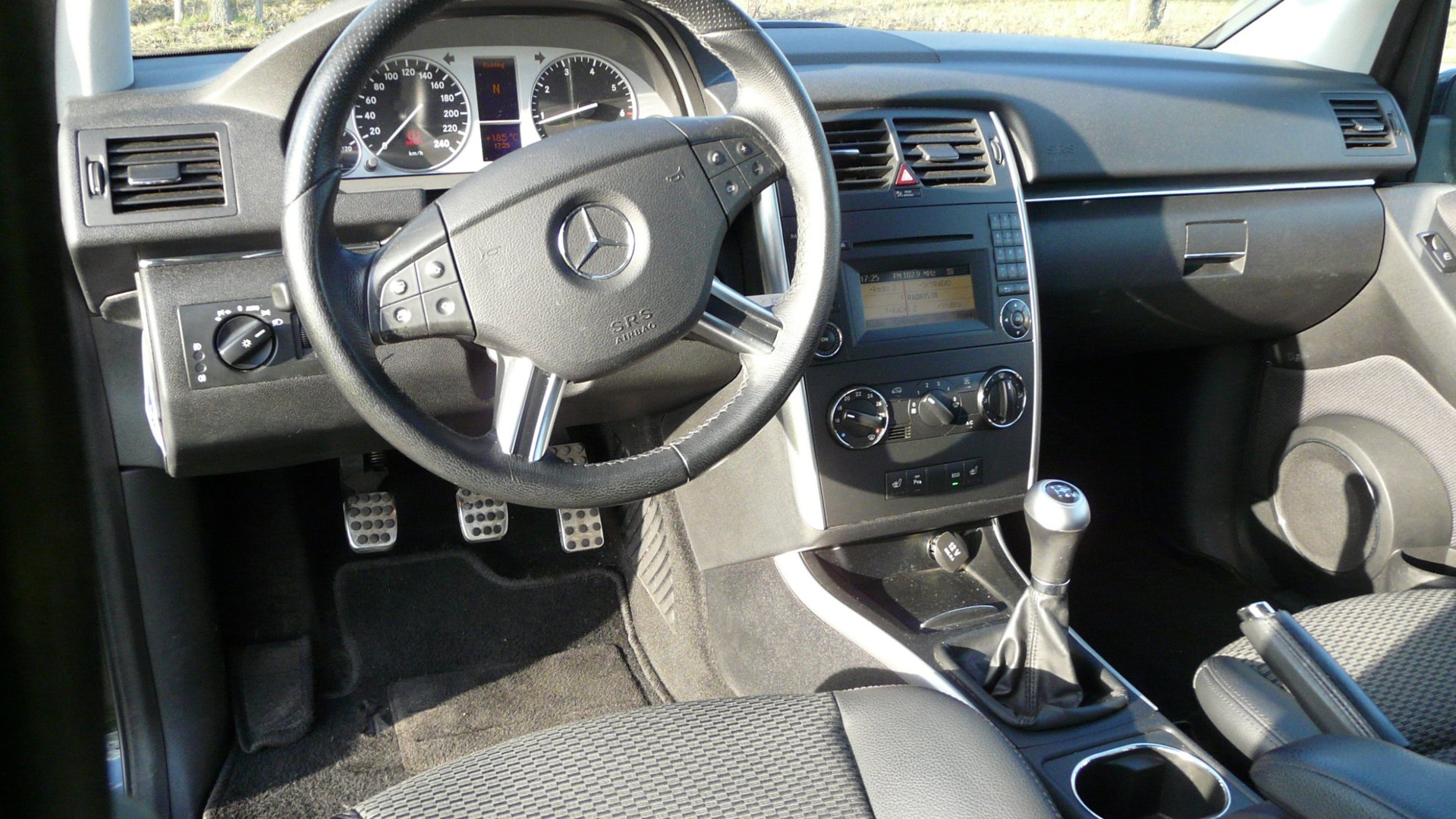 Foto van Mercedes-Benz B 160