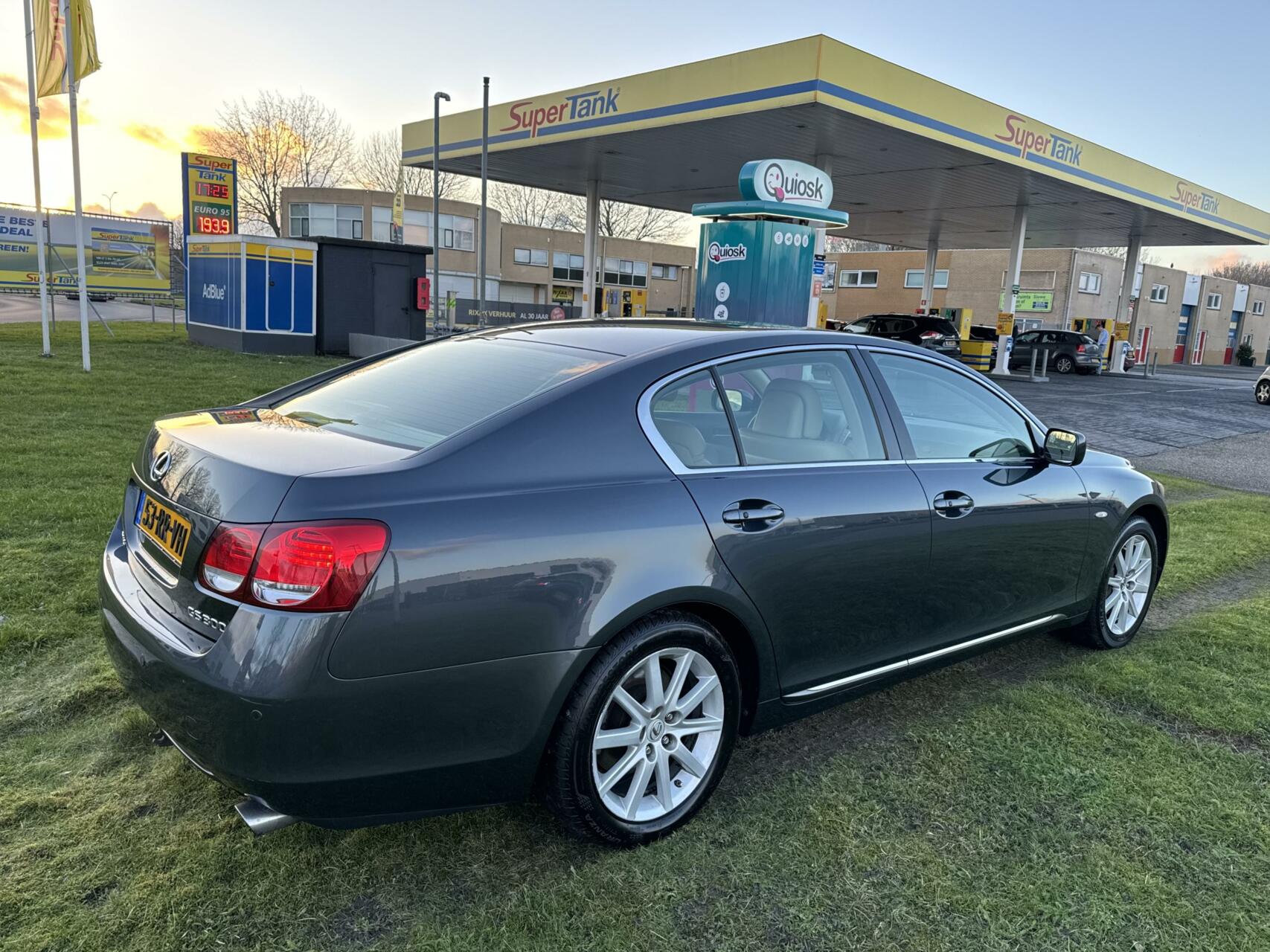 Foto van Lexus GS
