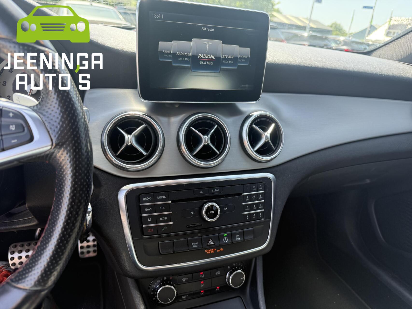 Foto van Mercedes-Benz Cla 180