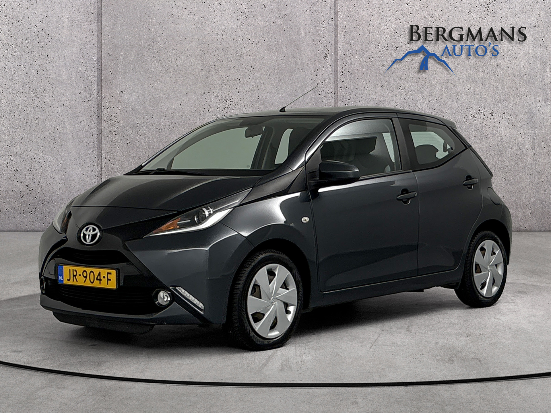 Toyota Toyota Aygo - 1.0 VVT-i x-play 2016 - voorkant