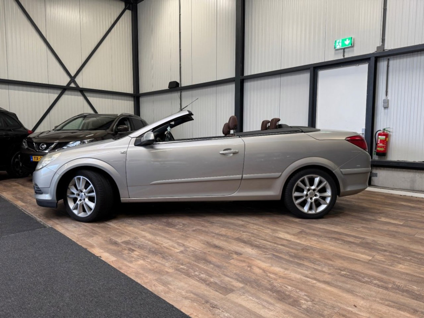 Foto van Opel Astra Twintop