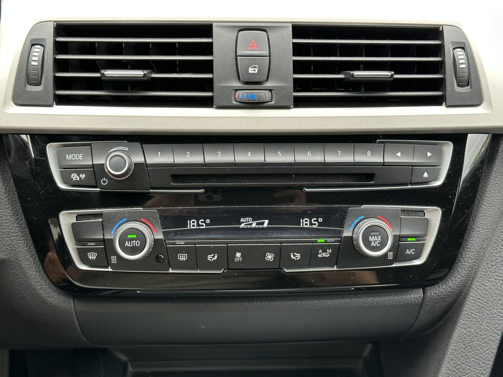 Foto van BMW 318i