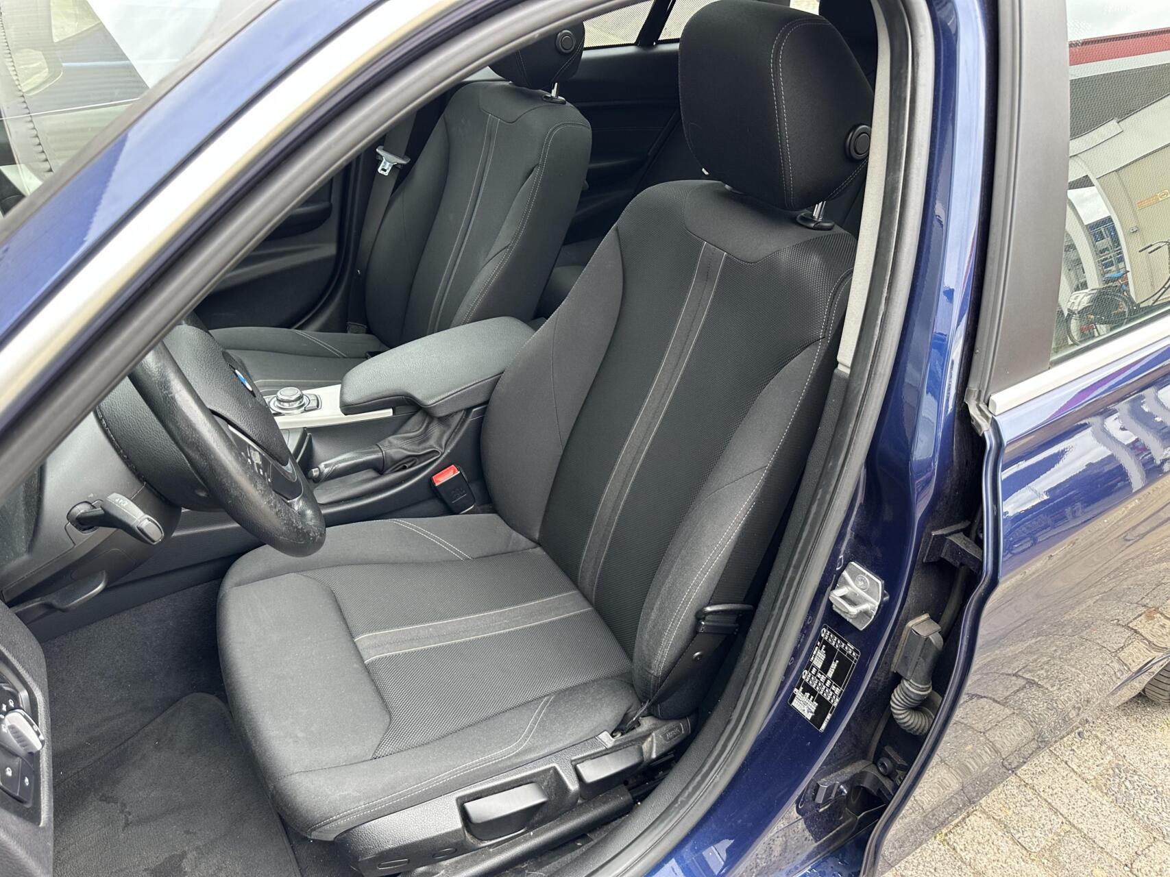 Foto van BMW 318i