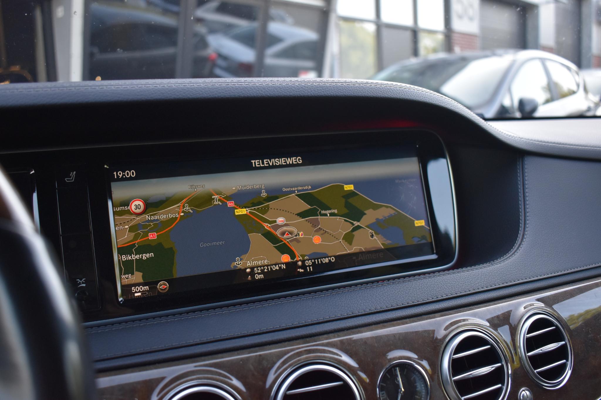 Foto van Mercedes-Benz S 350 Bluetec