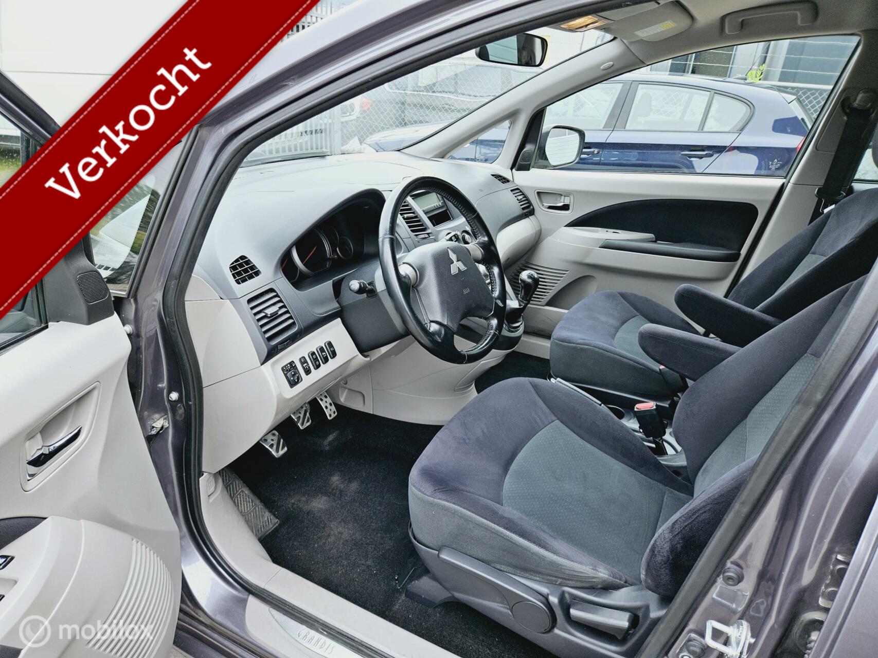 Foto van Mitsubishi Grandis