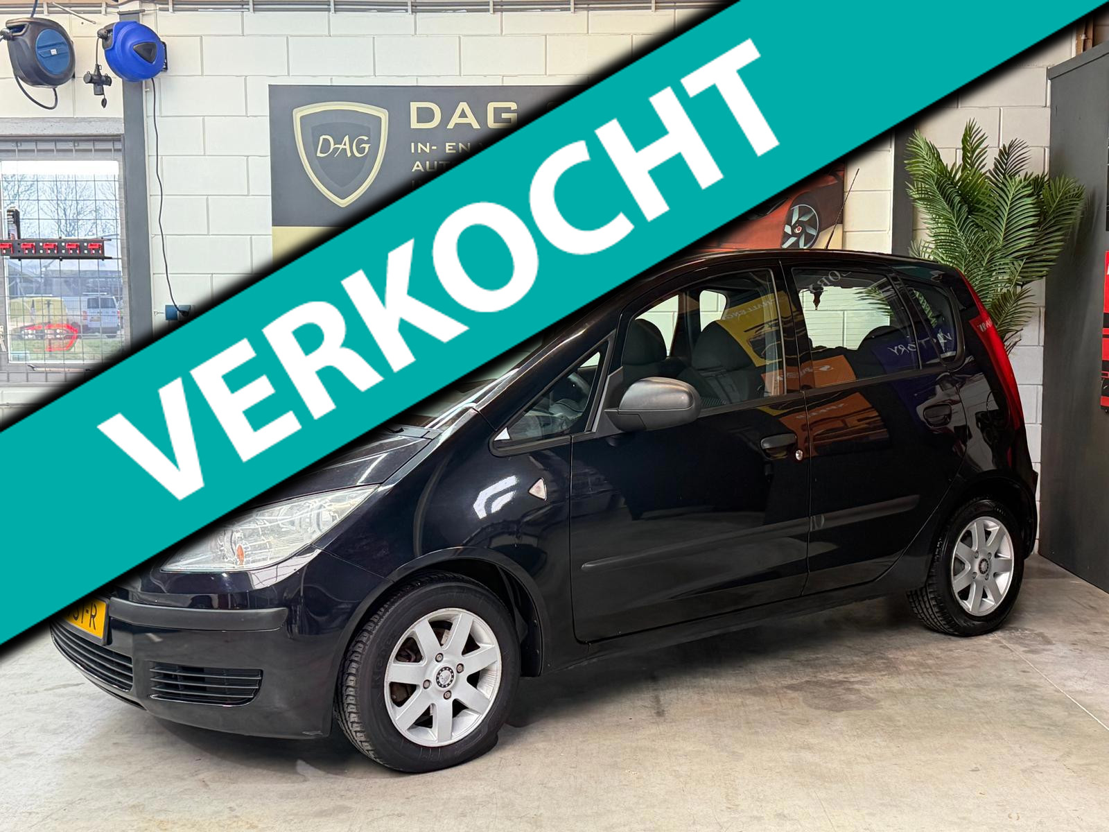 Mitsubishi Colt 1.1 AIRCO|ELEKTRISCHE RAMEN|LM VELGEN 2007 - voorkant
