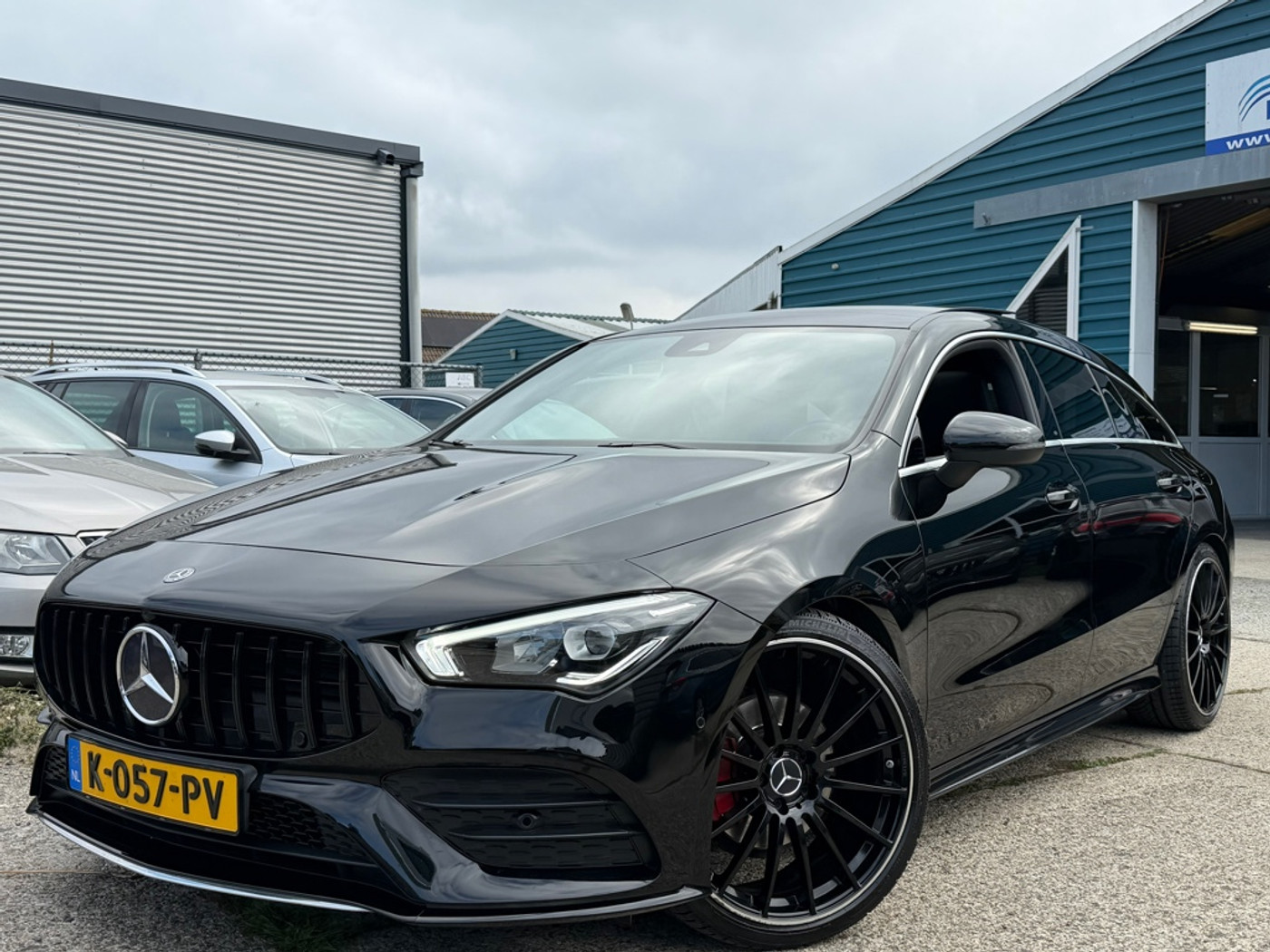 Mercedes-Benz Cla 180 180 Business Solution AMG Aut7 | ECC | 20" LMV | Pano 2020 - voorkant