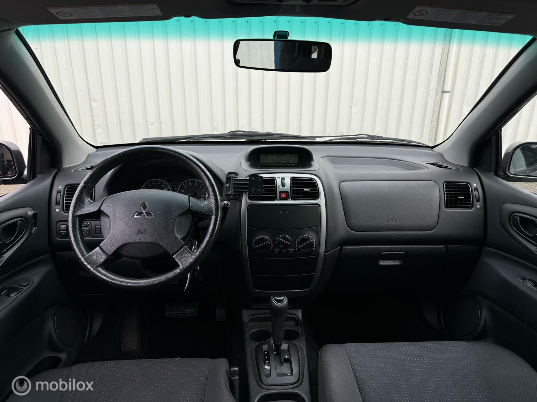 Foto van Mitsubishi Space Star